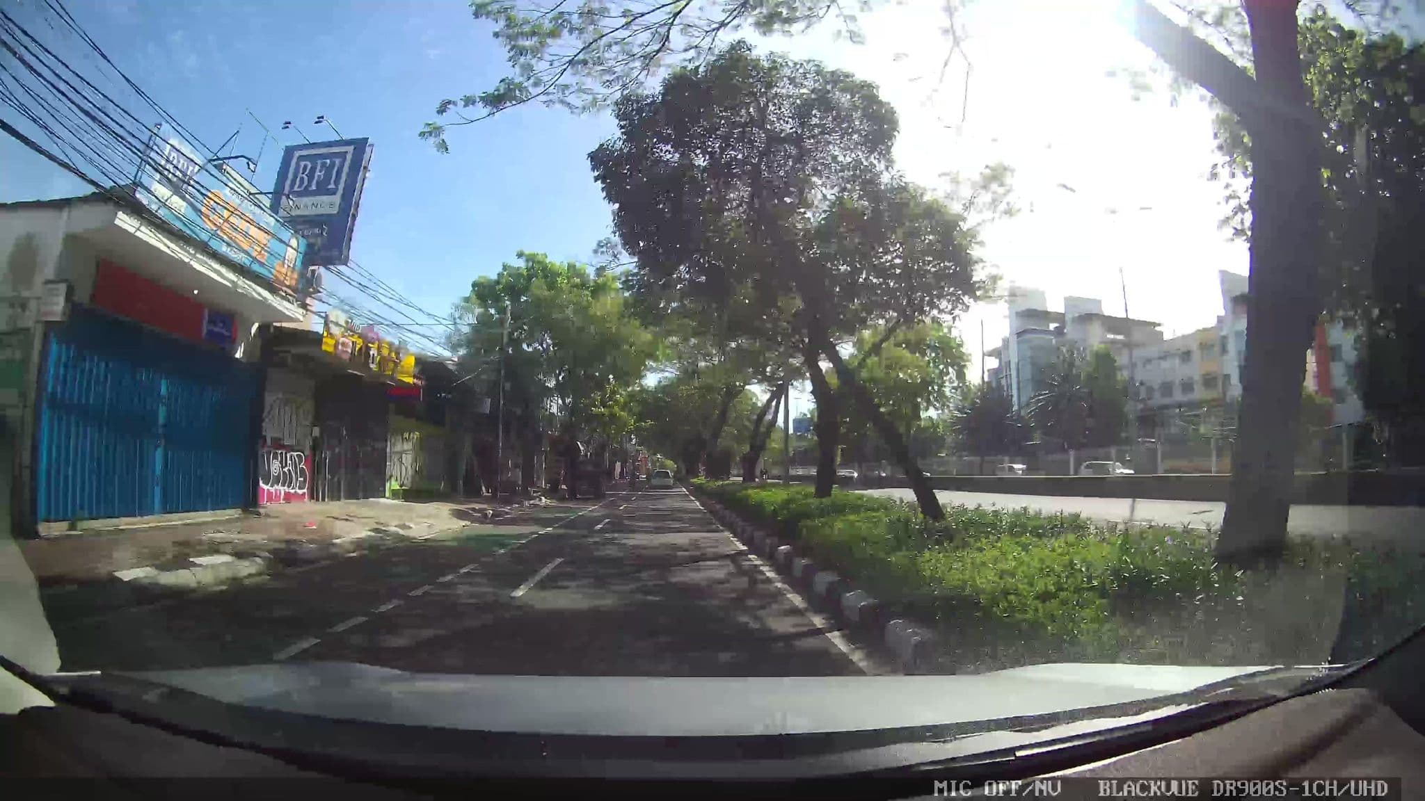 Street view near d'Arcici Hotel Cempaka Putih, Jakarta — © Kaart---FRONT (CC BY-SA · Mapillary)