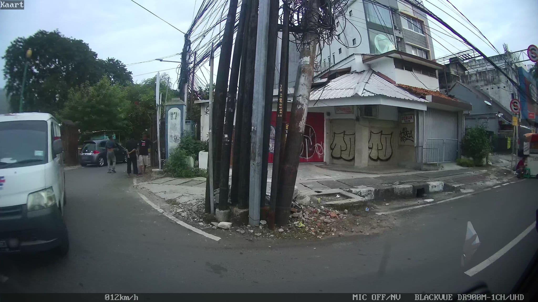 Street view near Amaris Pasar Baroe, Jakarta — © kaart_1 (CC BY-SA · Mapillary)
