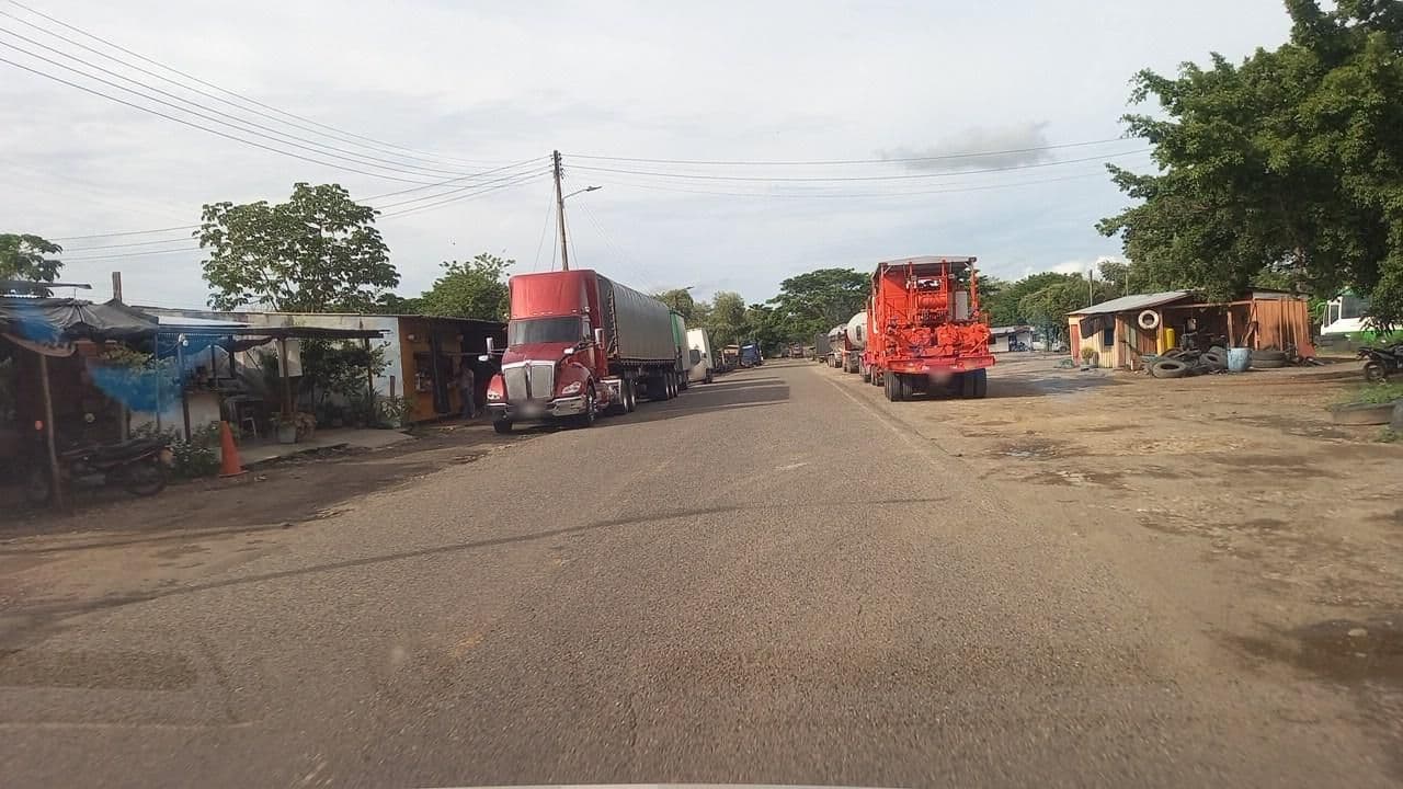Street view near Hospedaje, Puerto Berrío — © cesarcortes (CC BY-SA · Mapillary)
