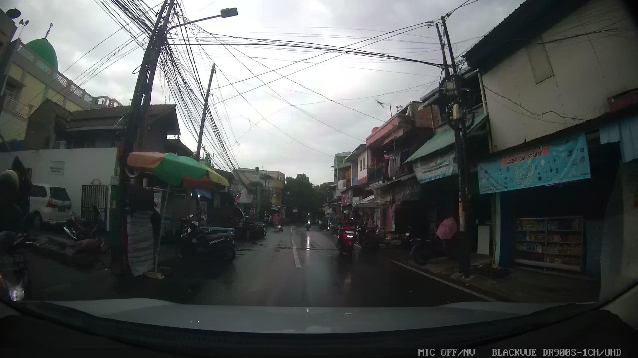 Street view near university hotel yogyakarta, Jakarta — © Kaart---FRONT (CC BY-SA · Mapillary)