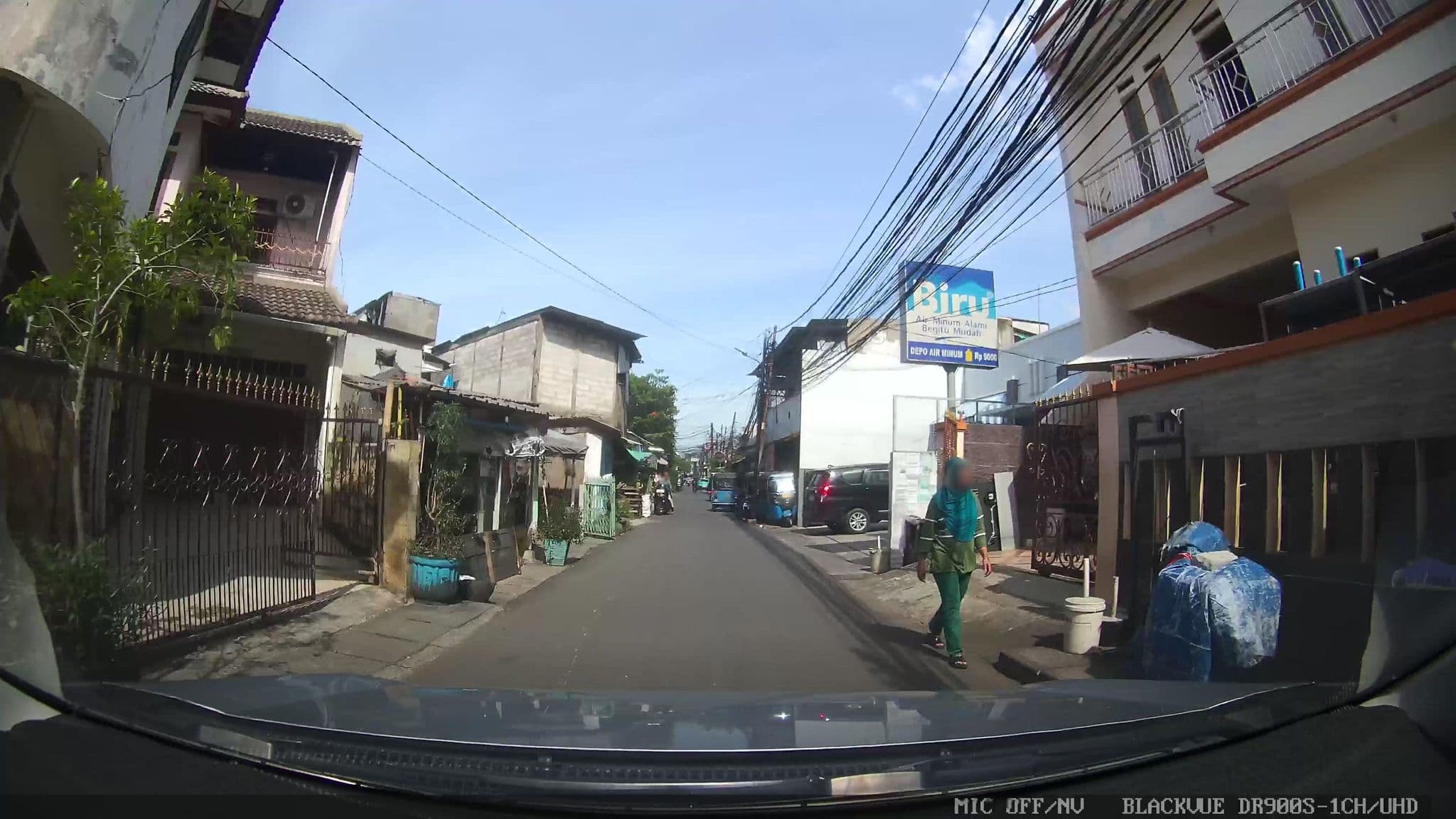 Street view near Palace Hotel, Puncak, Ciponas, Jawa Barat, Jakarta — © Kaart---FRONT (CC BY-SA · Mapillary)