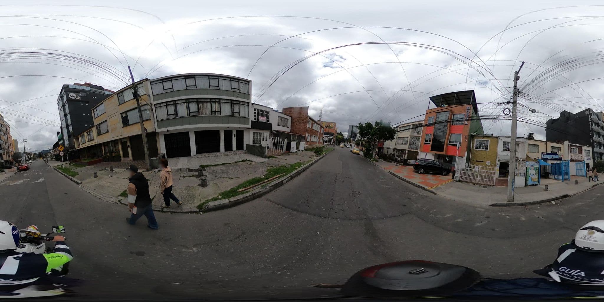 Street view near Corazón del Molino, Bogotá