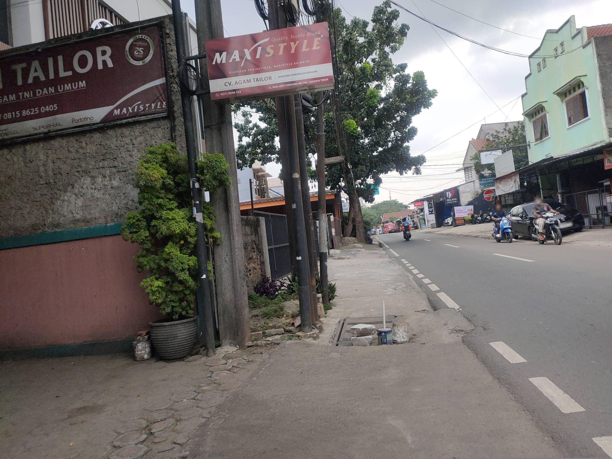 Street view near Hotel Seruni (Puncak Jawa Barat), Cileungsir — © Kaart_Local (CC BY-SA · Mapillary)