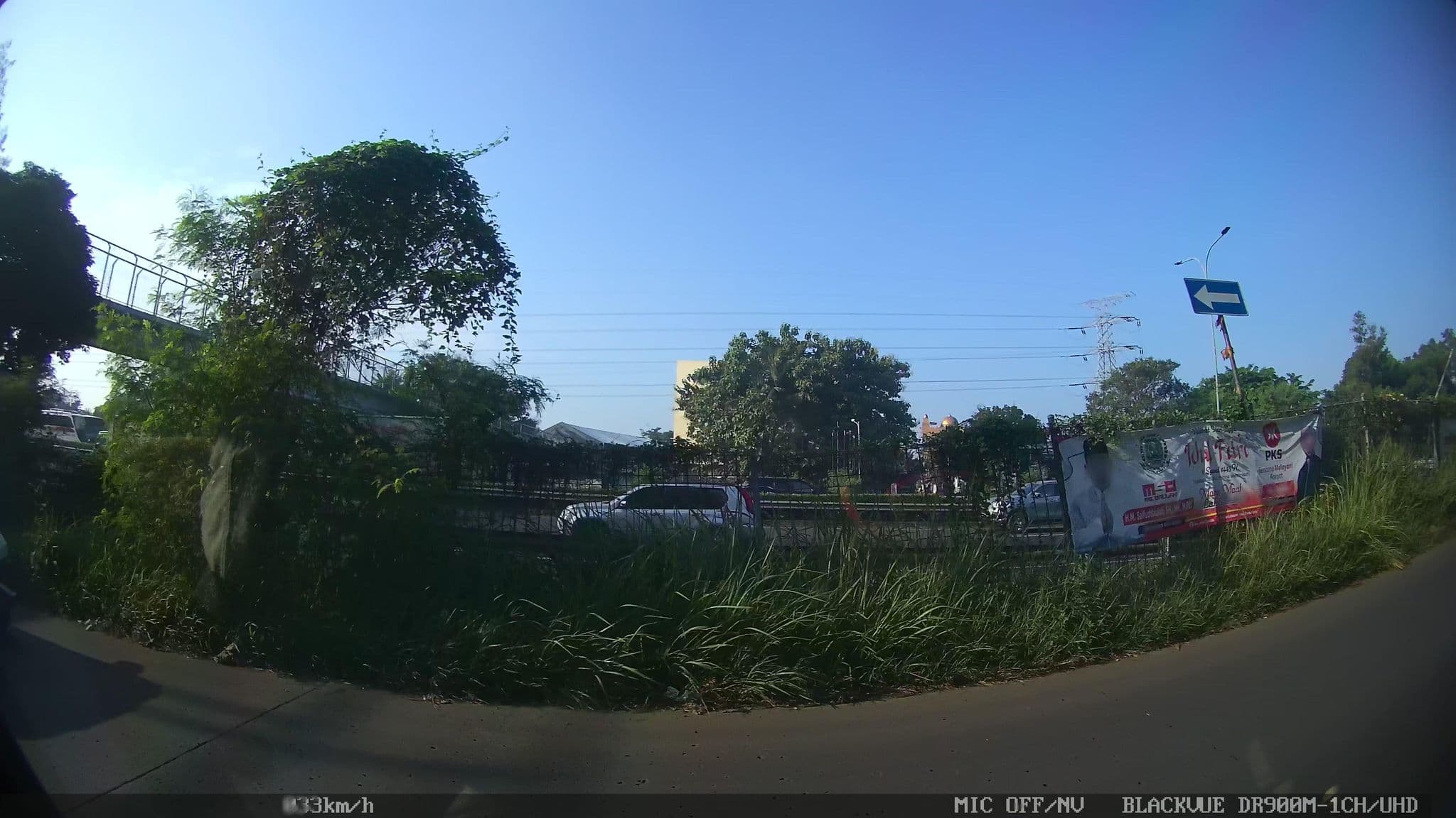 Street view near Homesick Home, Cileungsir — © kaart_2 (CC BY-SA · Mapillary)