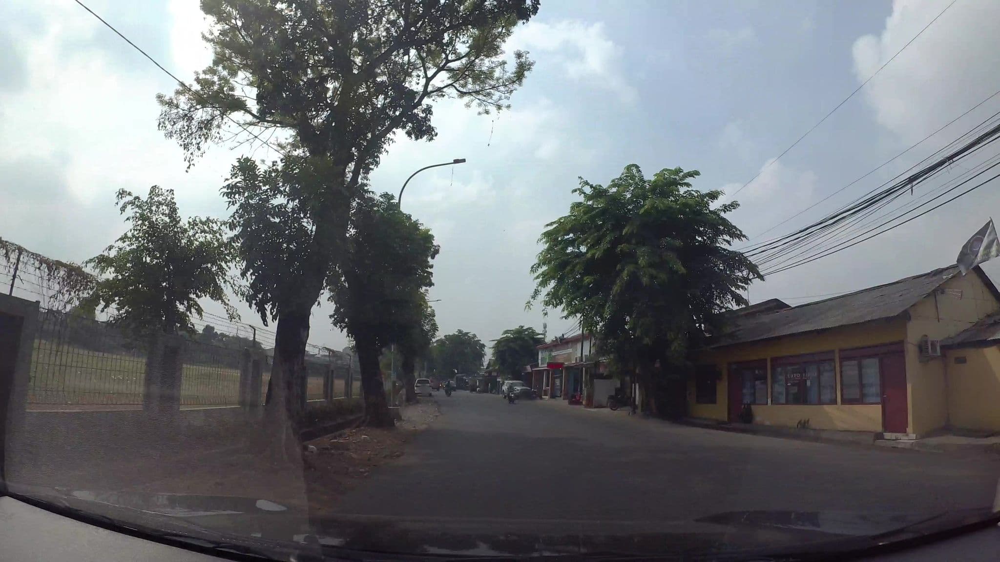 Street view near Bukit Talita Mountain Resort - Aula, Jakarta — © kaart_2 (CC BY-SA · Mapillary)