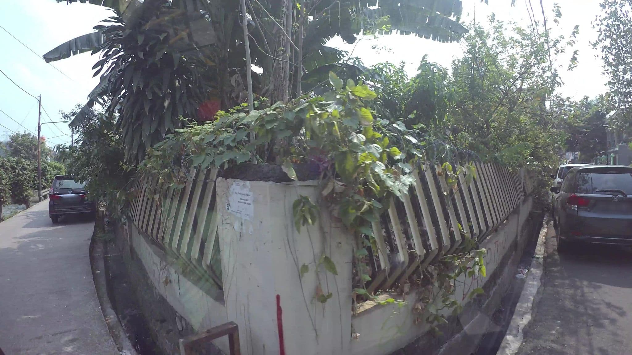 Street view near Sutomo Hotel, Jakarta — © kaart_2 (CC BY-SA · Mapillary)