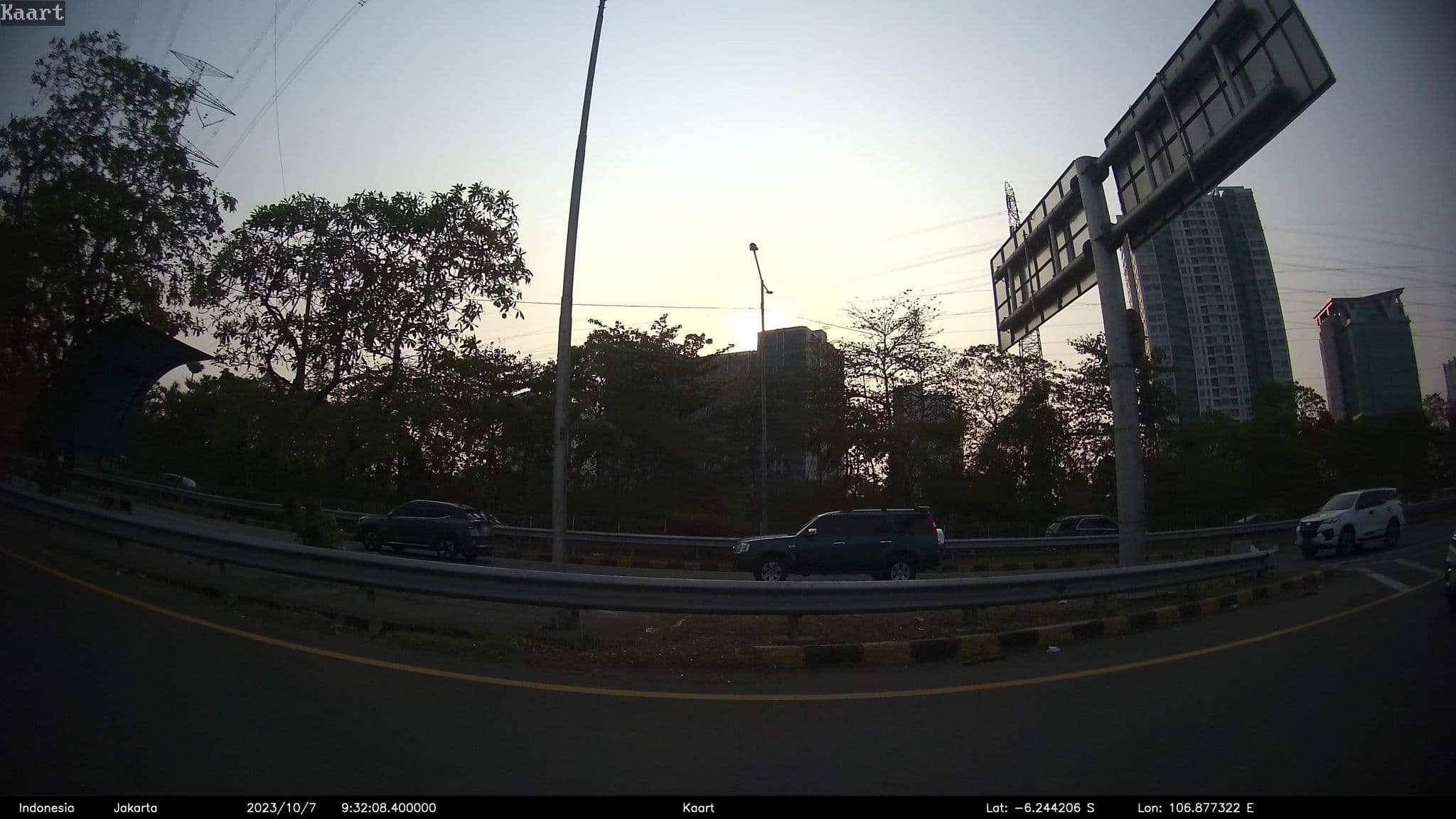 Street view near Ballroom Hotel 678, Jakarta — © kaart5 (CC BY-SA · Mapillary)