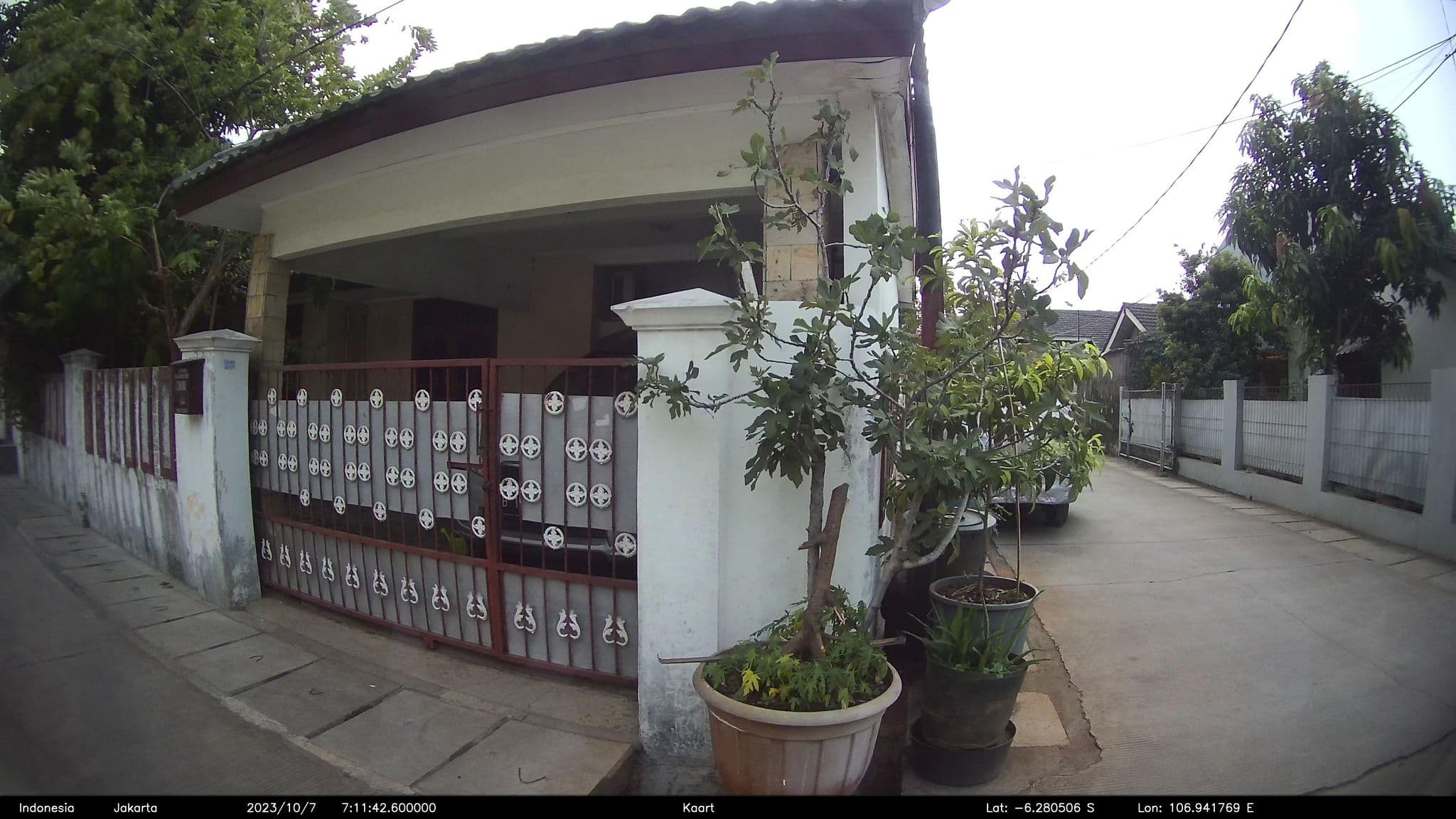 Street view near Caravelle Hotel, Ho Chi Minh City, Bekasi — © kaart_2 (CC BY-SA · Mapillary)