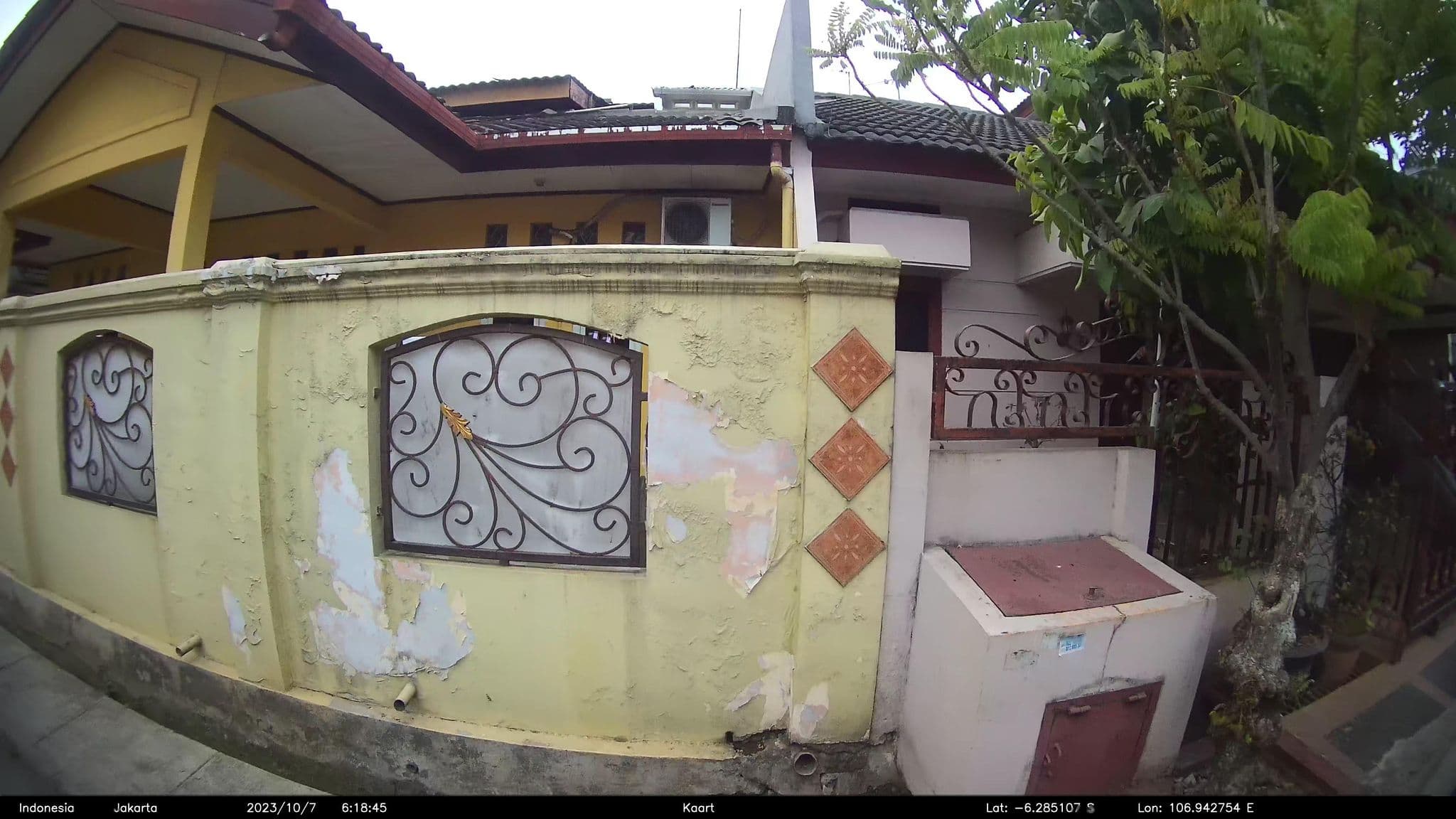 Street view near Benz Room, Bekasi — © kaart_2 (CC BY-SA · Mapillary)