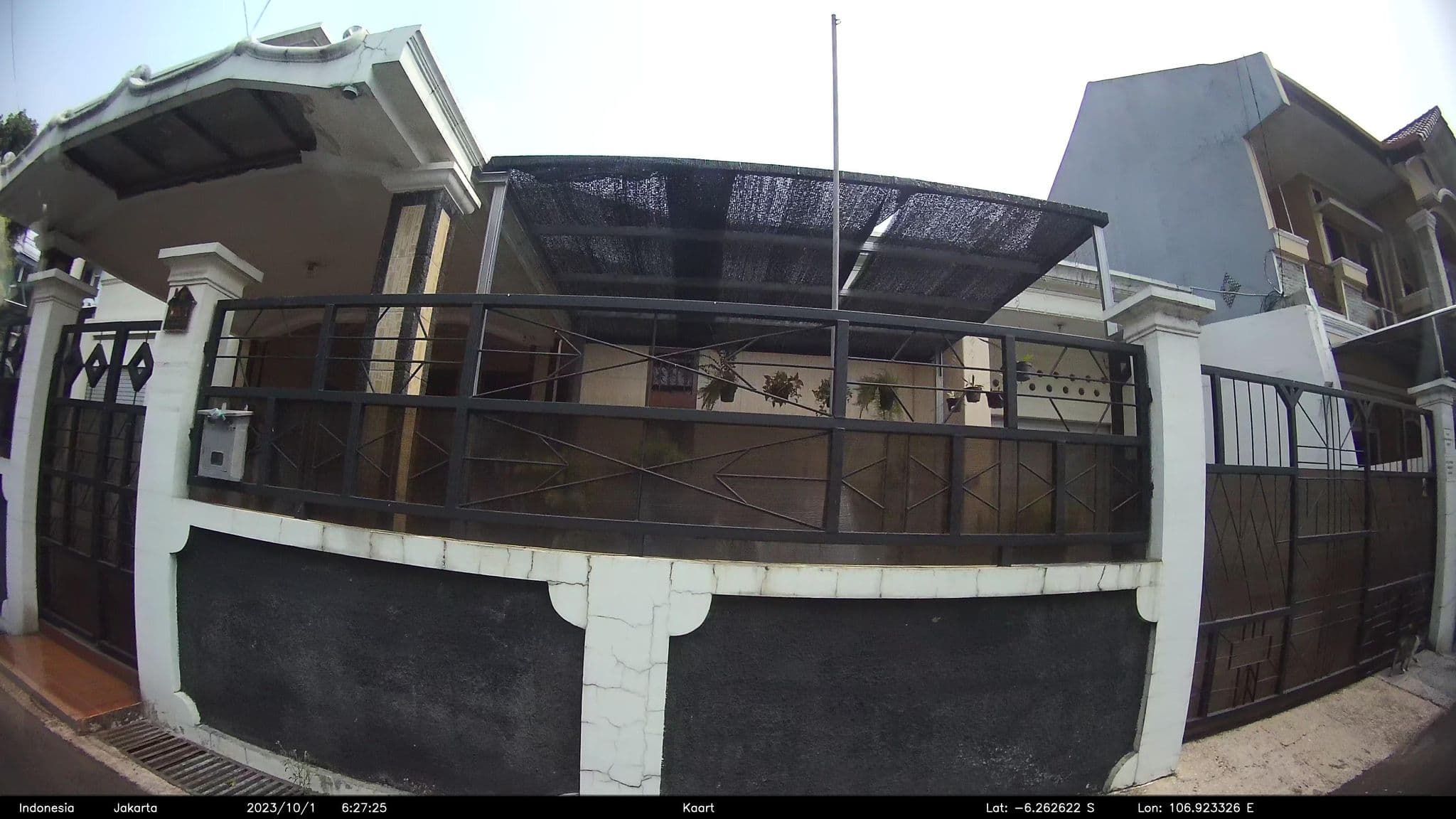 Street view near Hotel Lavender - Singapore, Bekasi — © kaart_1 (CC BY-SA · Mapillary)