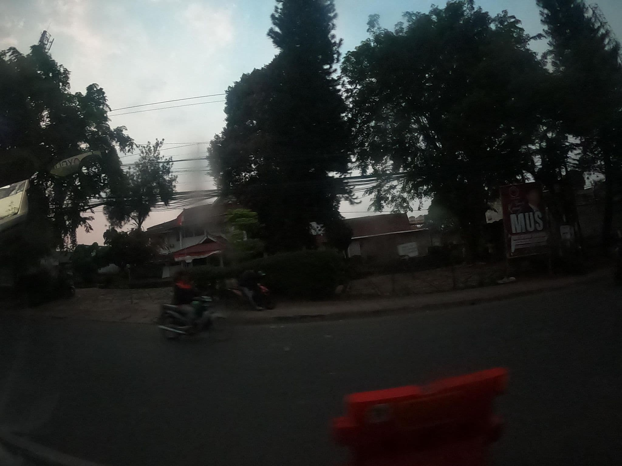 Street view near Hotel Genggong Dua, Cileungsir — © rgtm_ryuiki (CC BY-SA · Mapillary)