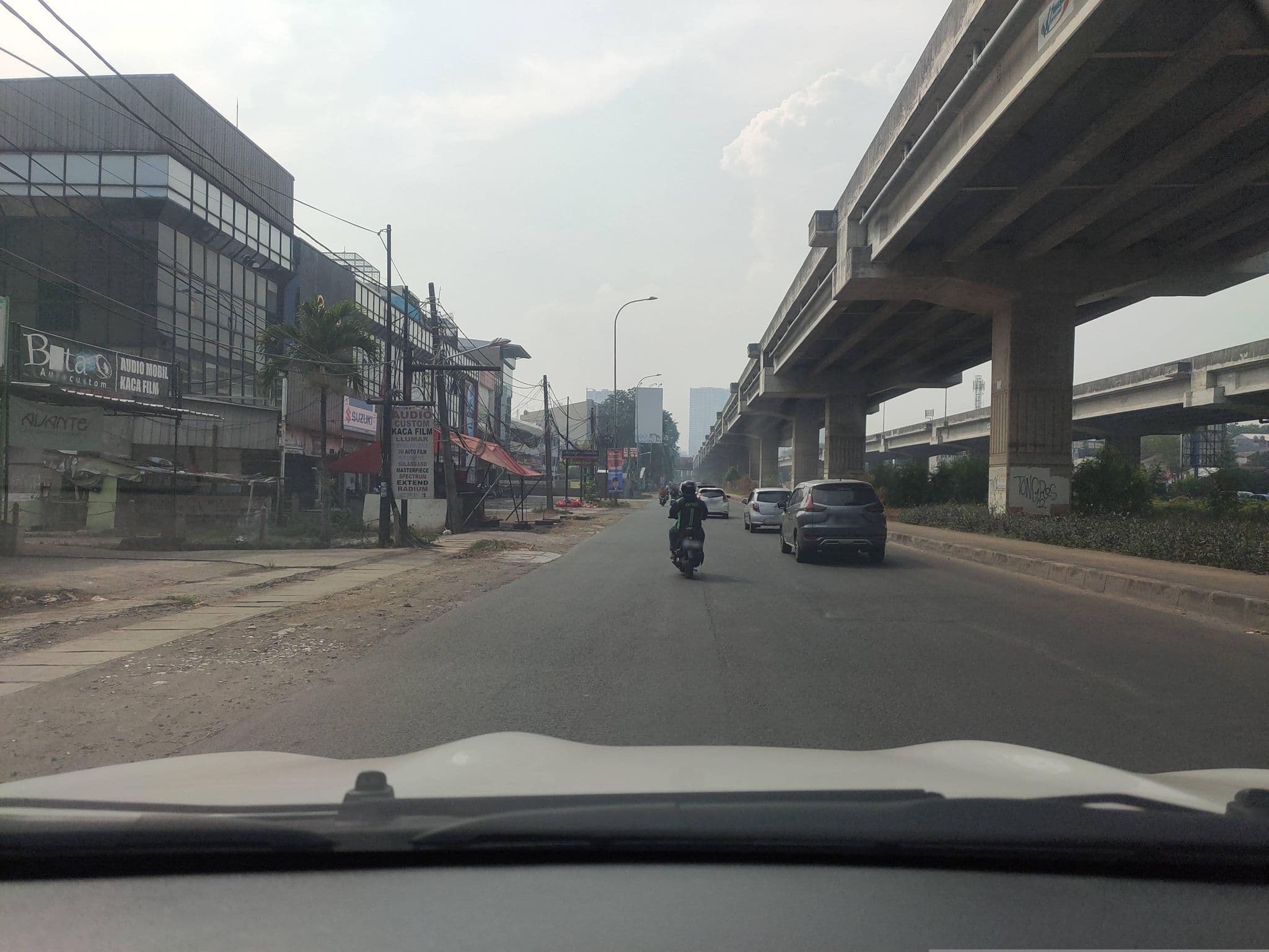 Street view near Airy Eco Kalimalang KH Noer Ali Bekasi, Bekasi — © Kaart_Local (CC BY-SA · Mapillary)