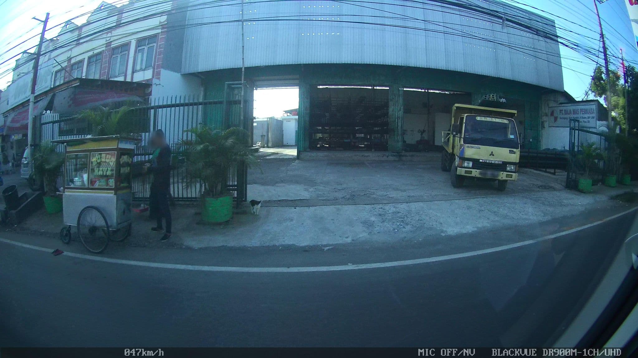 Street view near GAHARU Hotel, Bekasi — © kaart_2 (CC BY-SA · Mapillary)