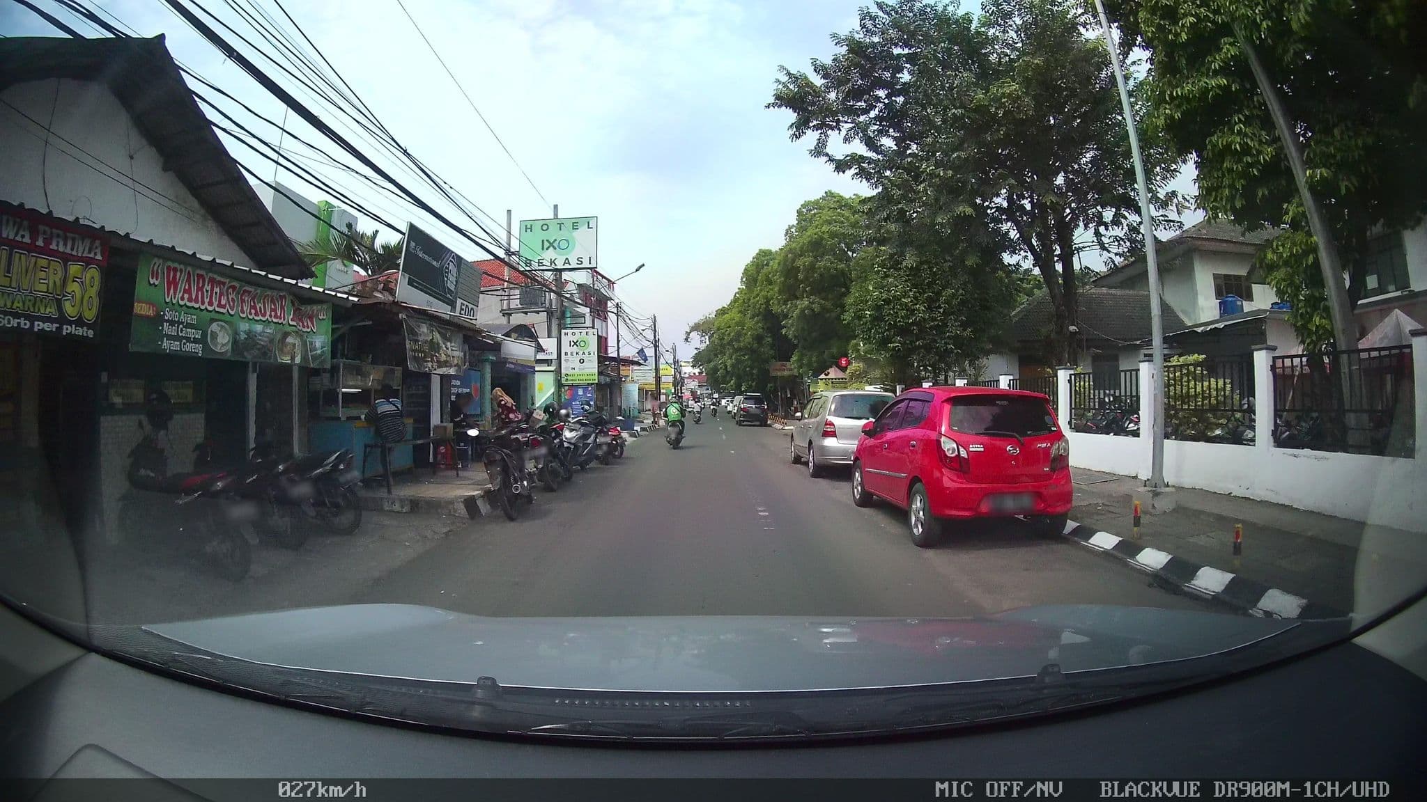 Street view near Odua Hotel, Bekasi — © kaart_2 (CC BY-SA · Mapillary)
