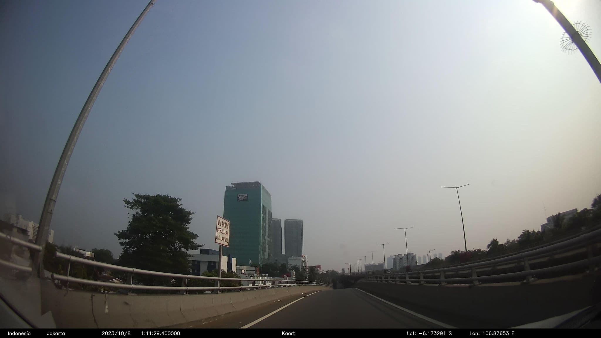 Street view near Kawanua lt-10, Jakarta — © kaart_2 (CC BY-SA · Mapillary)