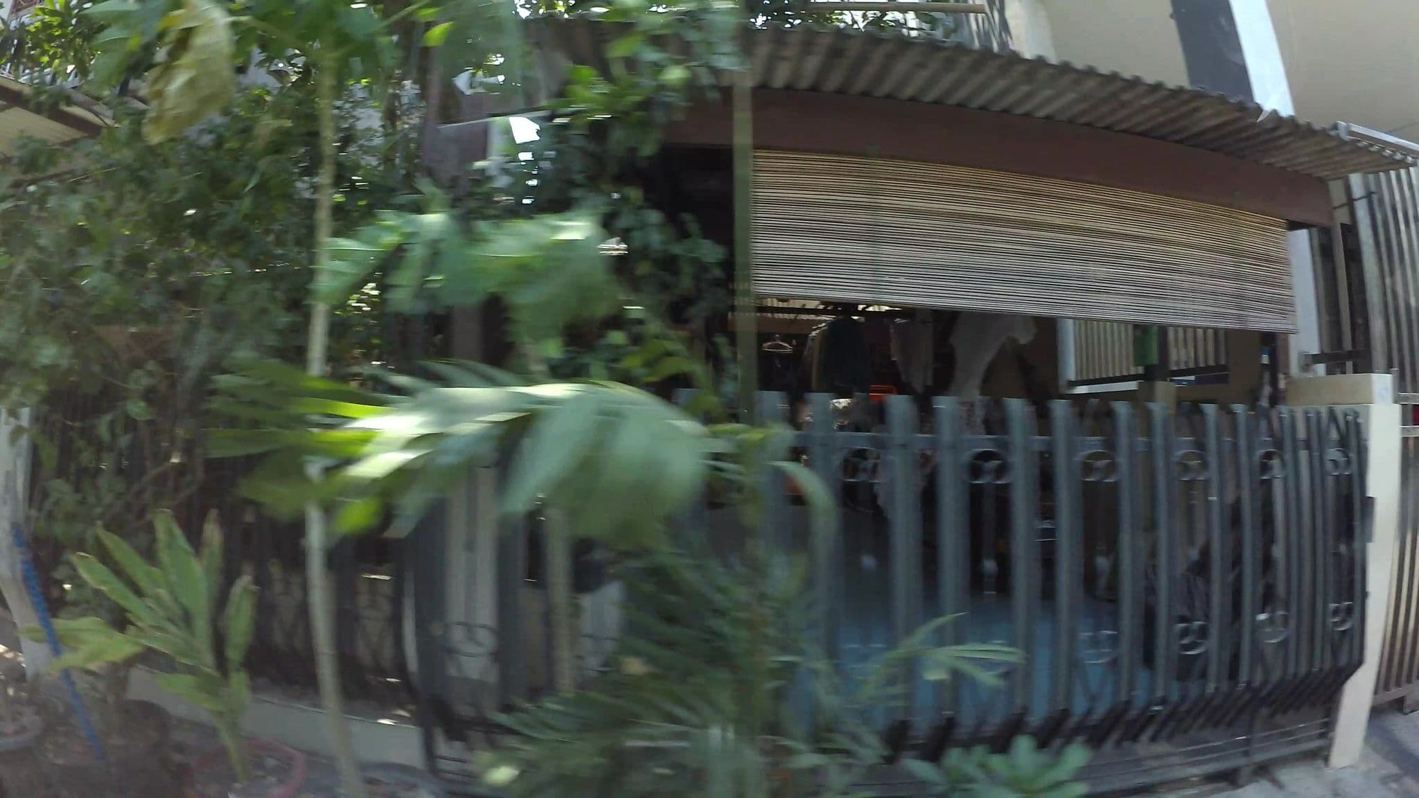 Street view near Hotel Cianjur,Cipanas,Jawa Barat, Utan — © kaart_3 (CC BY-SA · Mapillary)