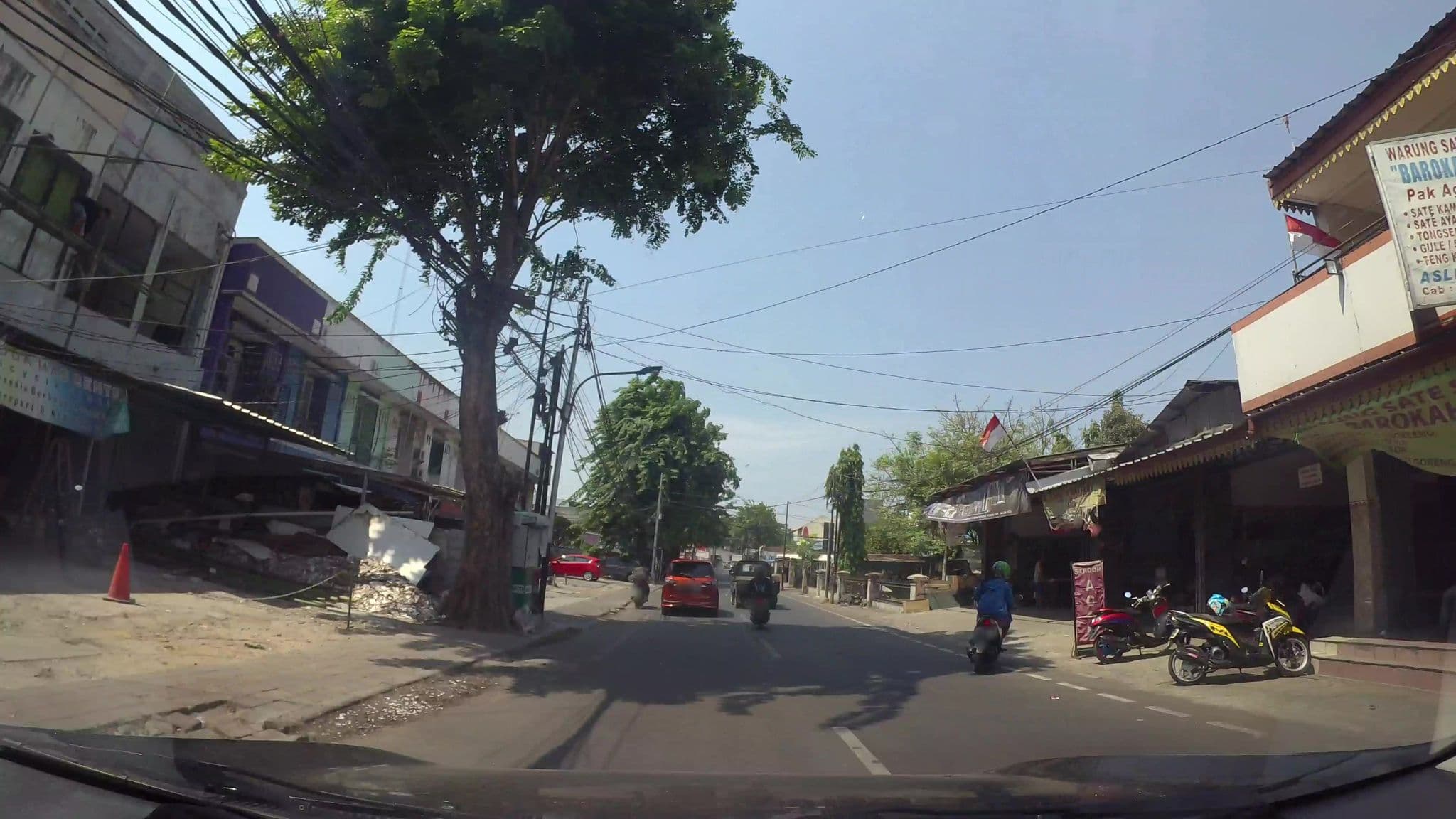 Street view near Di atas Pohon, Utan — © kaart_2 (CC BY-SA · Mapillary)