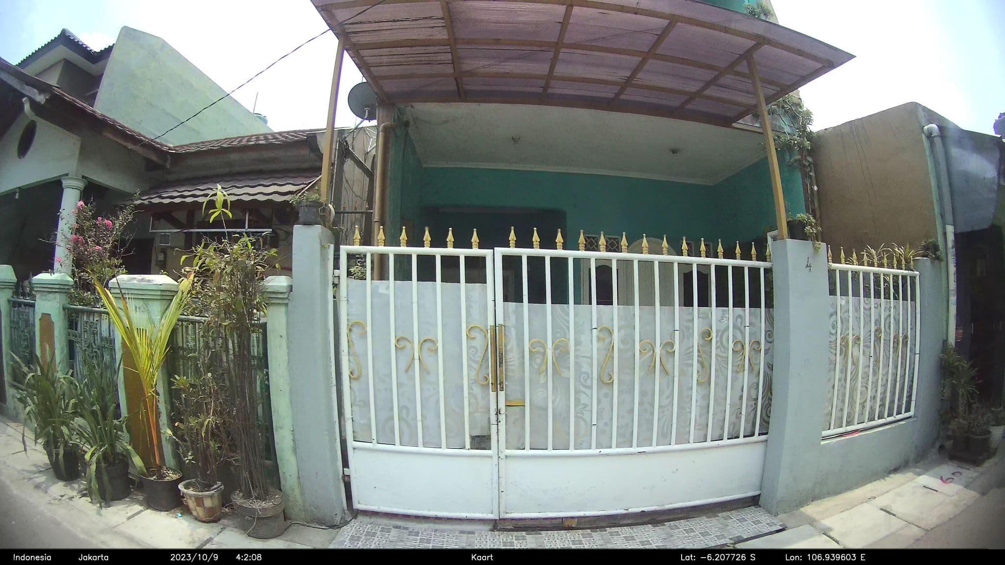 Street view near Hotel Surya Pesona, Utan — © kaart_2 (CC BY-SA · Mapillary)