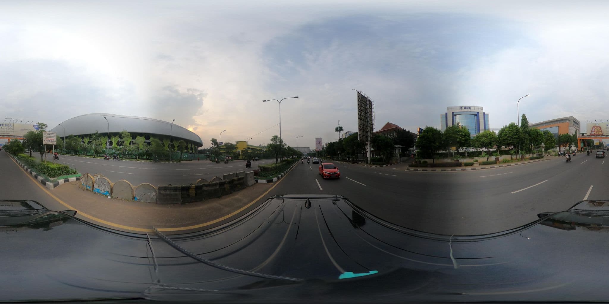 Street view near Hotel Horison, Bekasi — © kaart_360 (CC BY-SA · Mapillary)