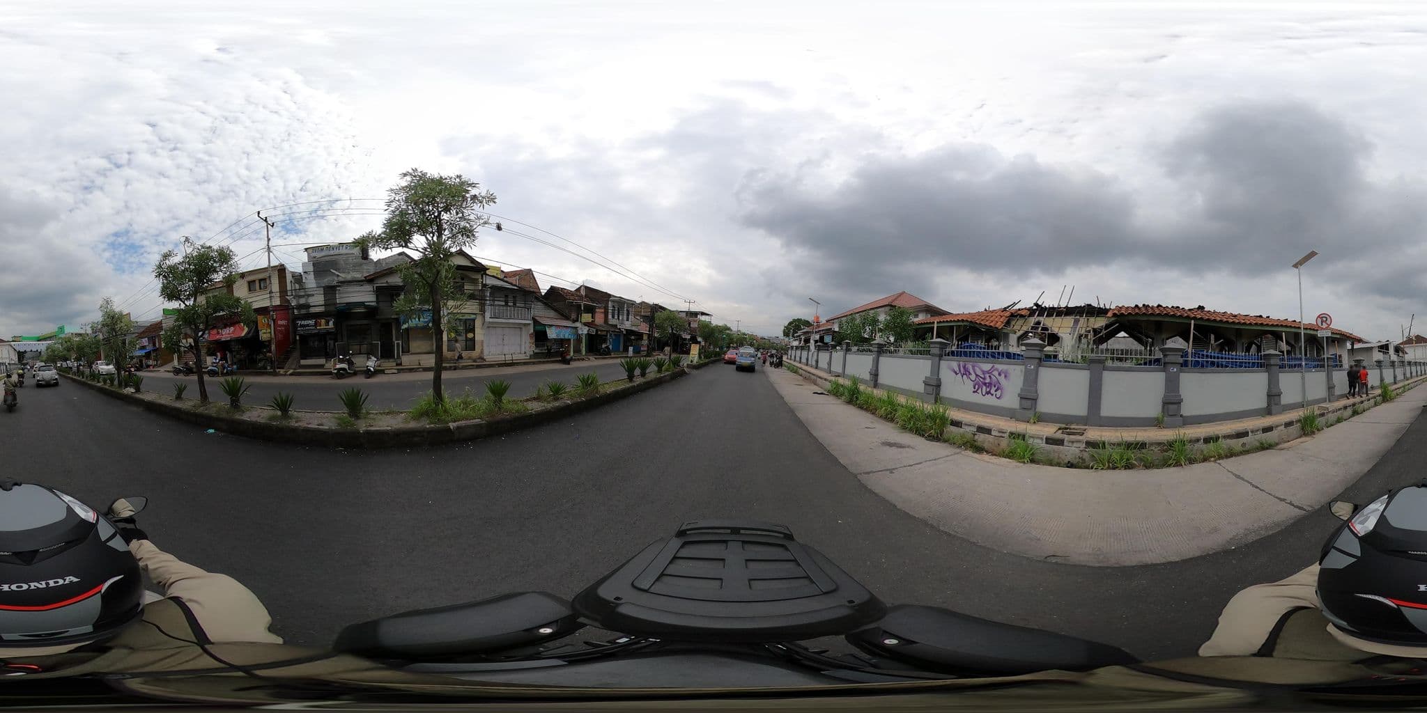 Street view near Urban View Hotel, Garut — © Kaart_Local (CC BY-SA · Mapillary)