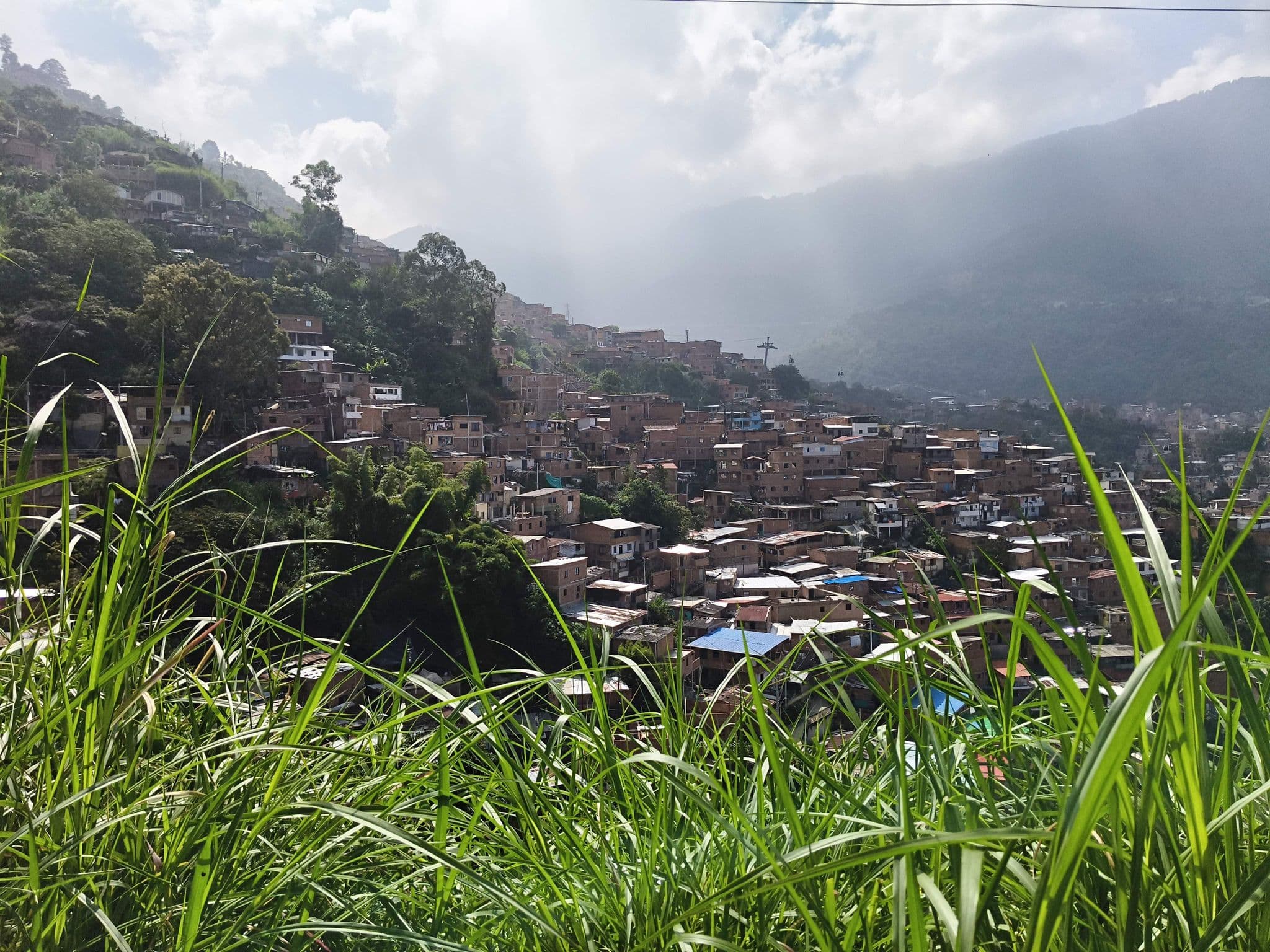 Street view near Casas, Medellín