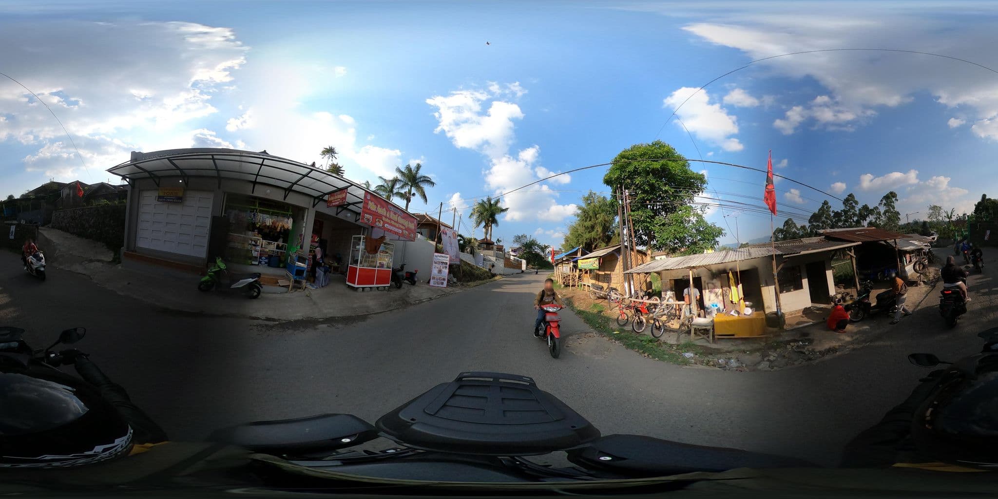 Street view near Shinta Corner Ranch and Resort, Leuwiliang — © Kaart_Local (CC BY-SA · Mapillary)