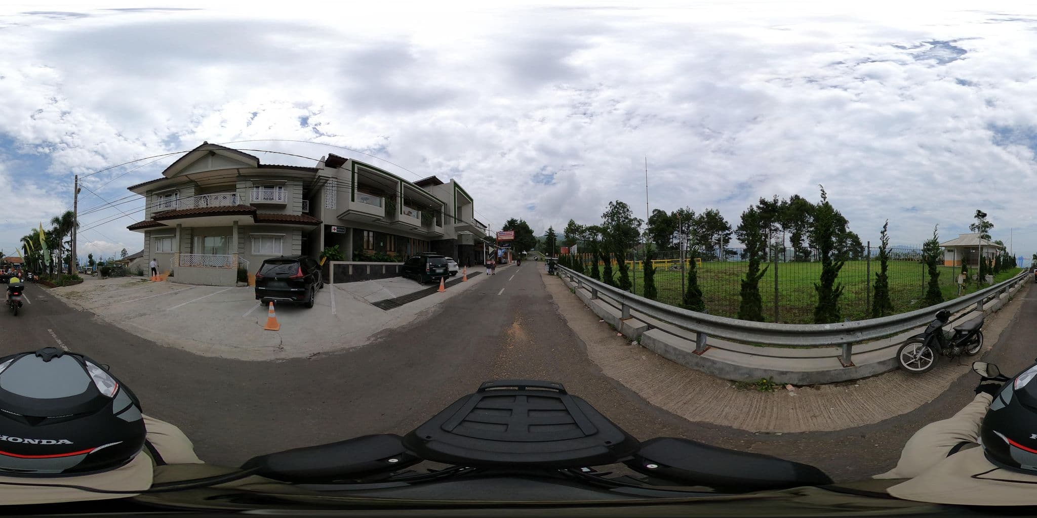 Street view near Darajat Pass - Garut Hot Spring, Paseh — © Kaart_Local (CC BY-SA · Mapillary)