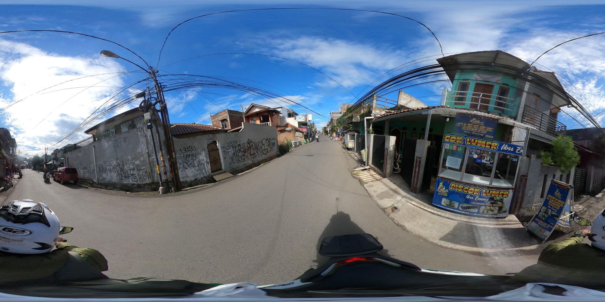 Street view near Kuta central park, Margahayukencana — © Kaart_Local (CC BY-SA · Mapillary)