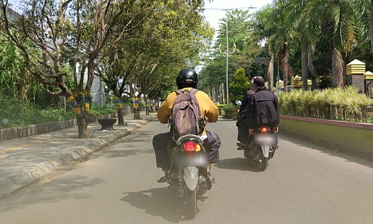 Street view near Sahid Sunshine, Soreang — © dirgam (CC BY-SA · Mapillary)