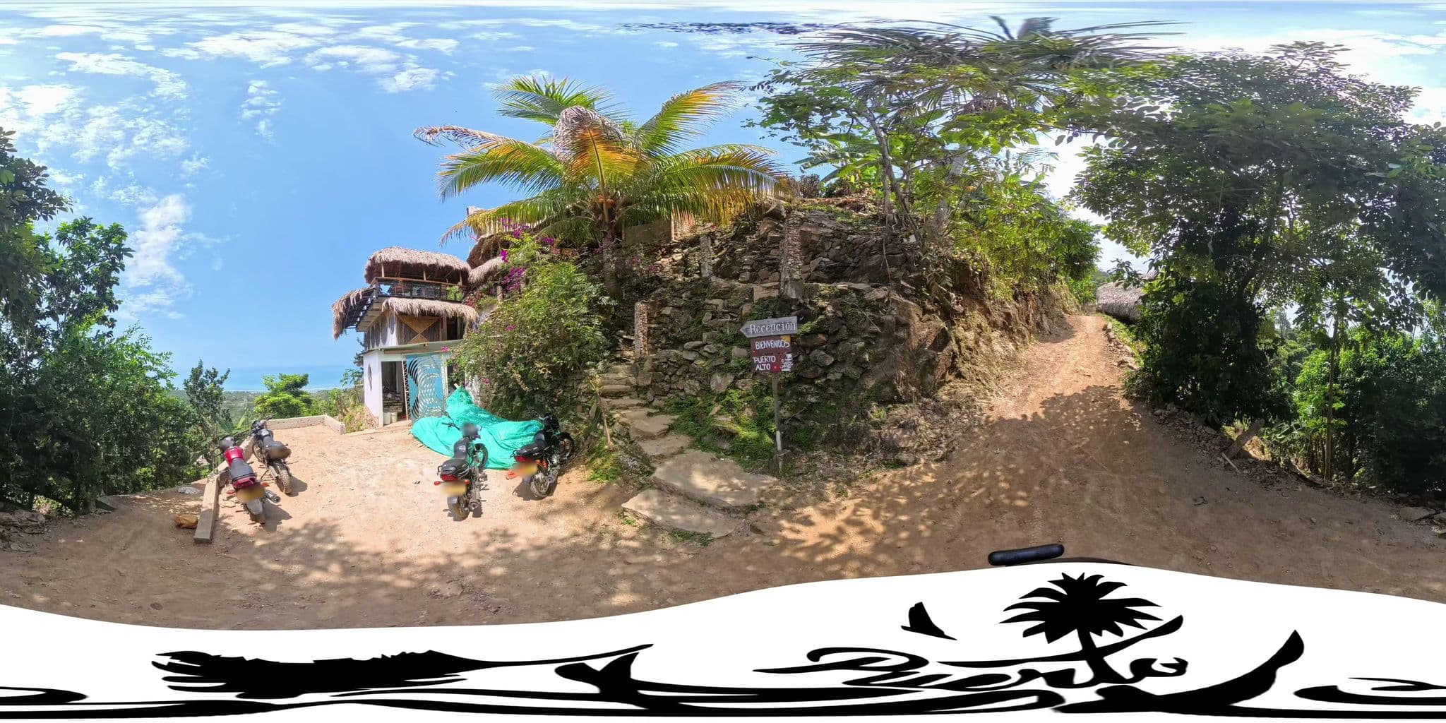 Street view near Puerto Alto Hostel, Santa Marta