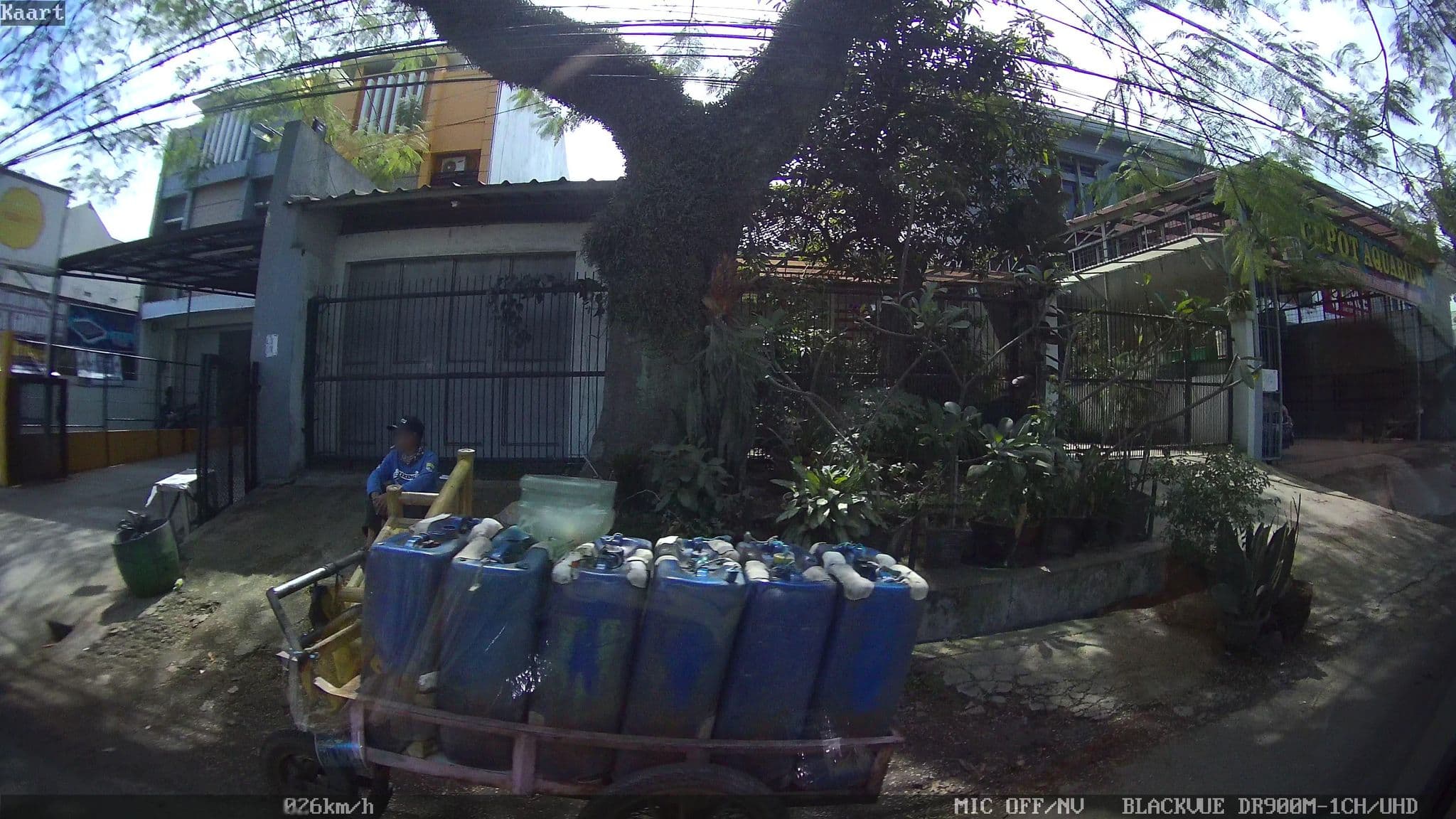 Street view near RedDoorz near Asia Afrika, Bandung — © kaart_2 (CC BY-SA · Mapillary)