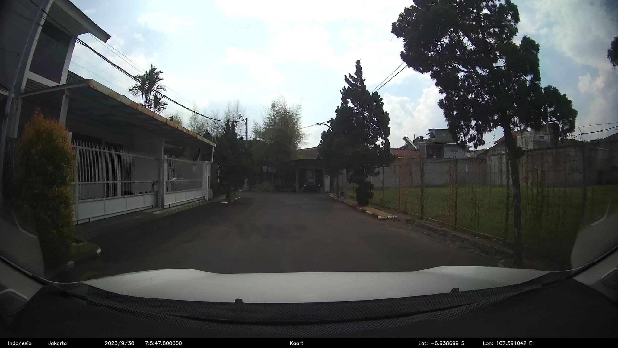 Street view near Kamar Tisu, Bandung — © kaart_2 (CC BY-SA · Mapillary)