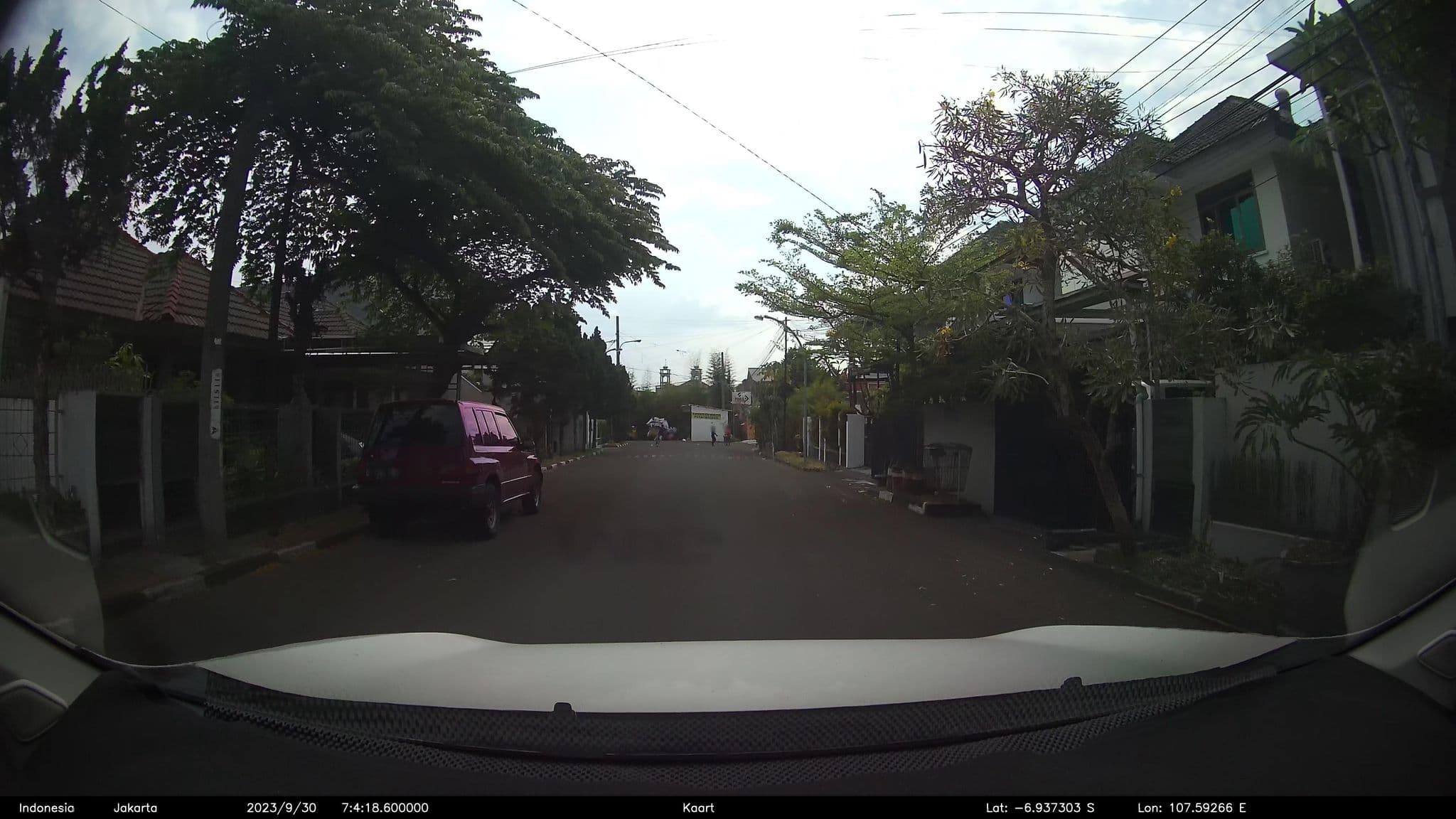 Street view near Taman Lingkar Guest House, Bandung — © kaart_2 (CC BY-SA · Mapillary)