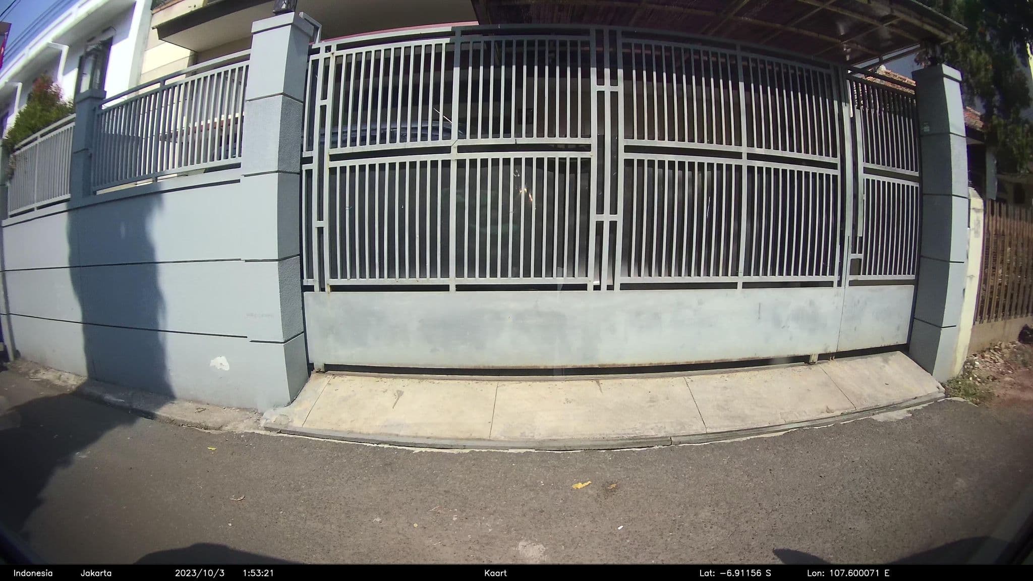 Street view near Hotel Scarlet, Bandung — © kaart5 (CC BY-SA · Mapillary)