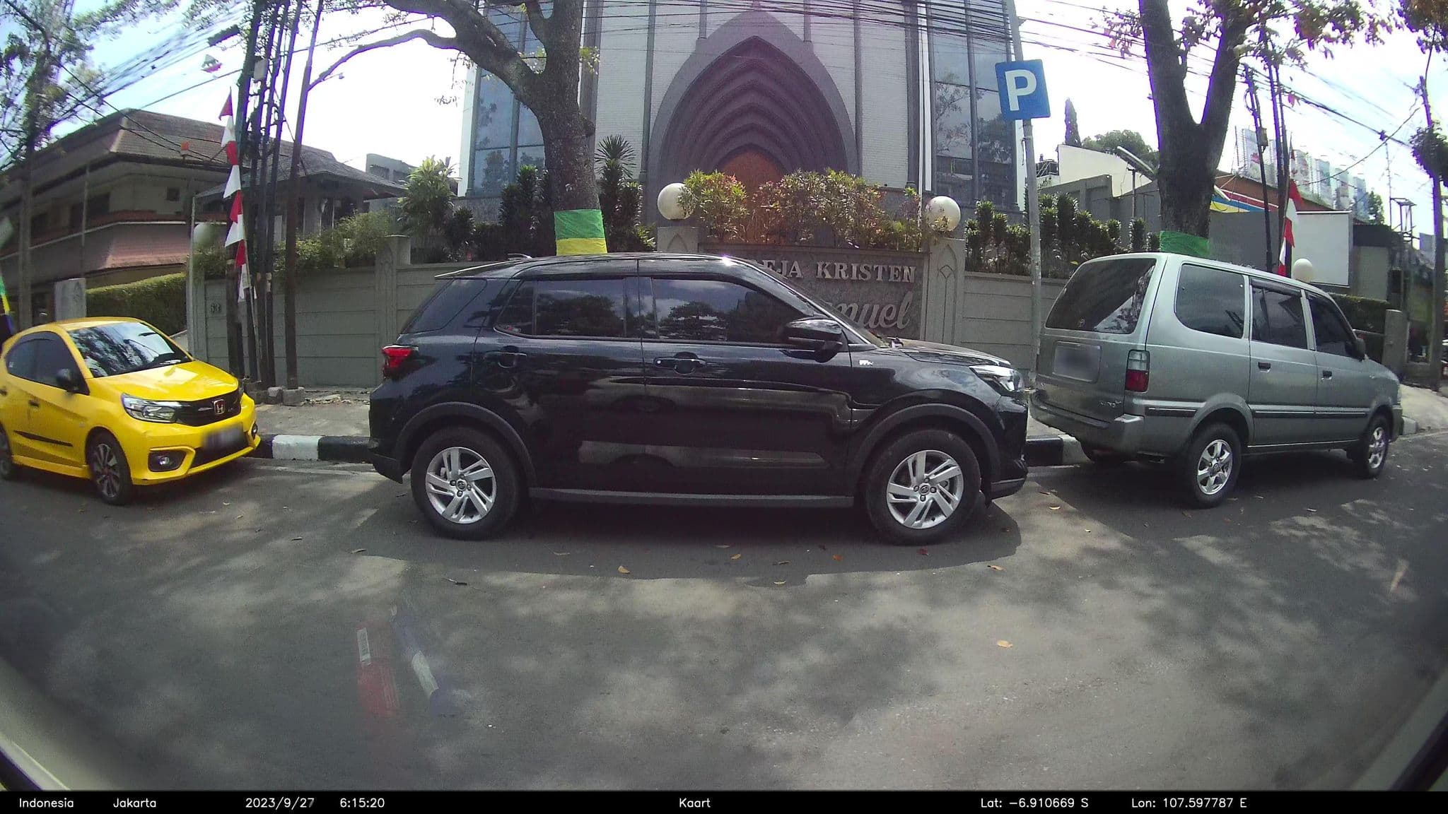 Street view near Room 216 hotel jelita, Bandung — © kaart_2 (CC BY-SA · Mapillary)