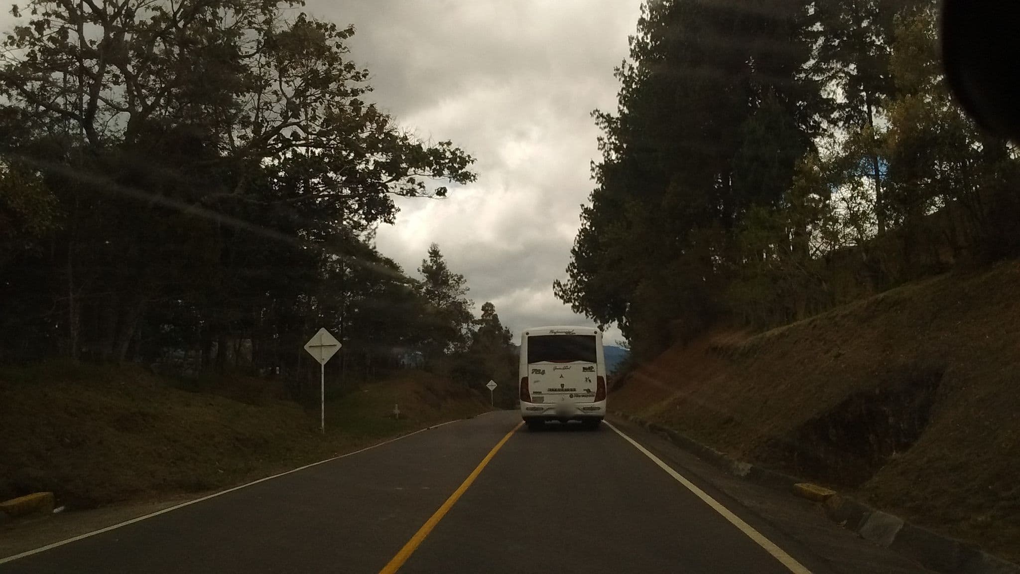 Street view near Glamping Silvia, Piendamo — © kaxtillo (CC BY-SA · Mapillary)