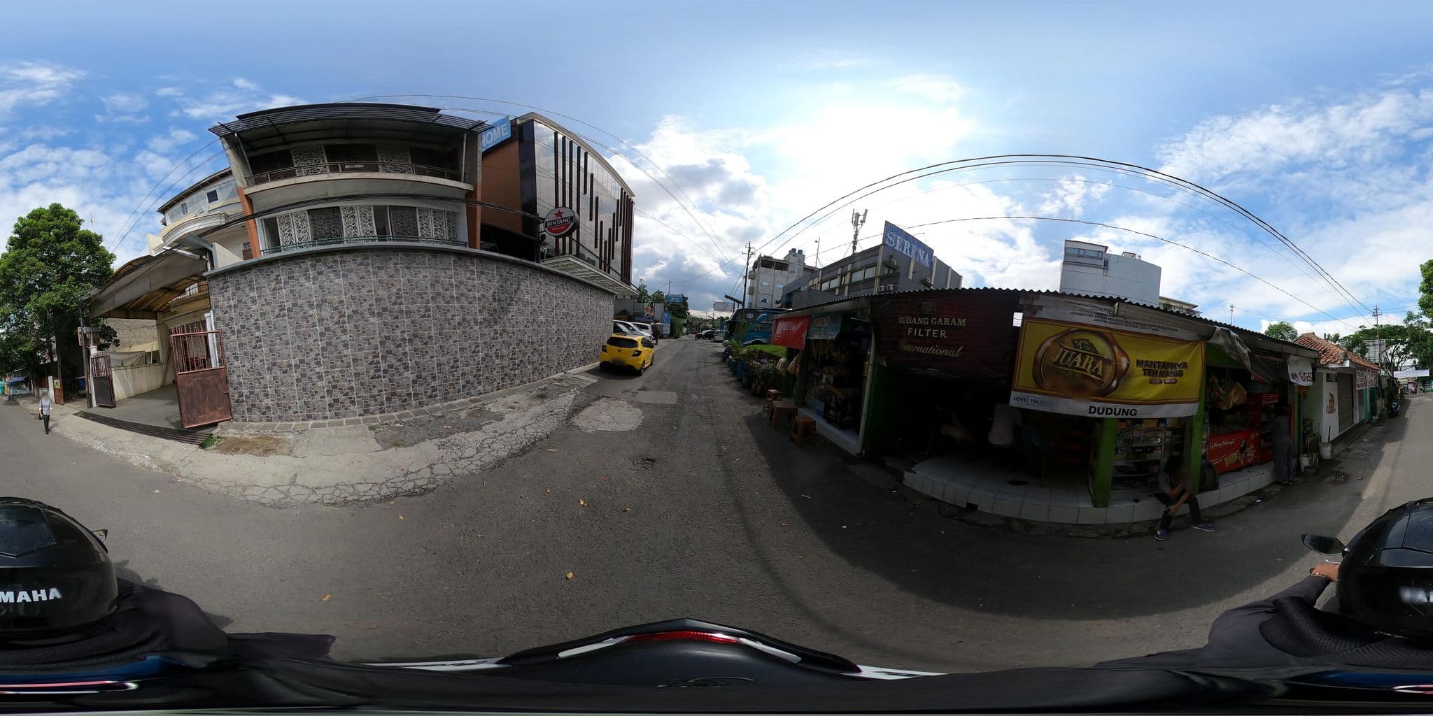 Street view near Mine Home Hotel, Bandung — © Kaart_Local (CC BY-SA · Mapillary)