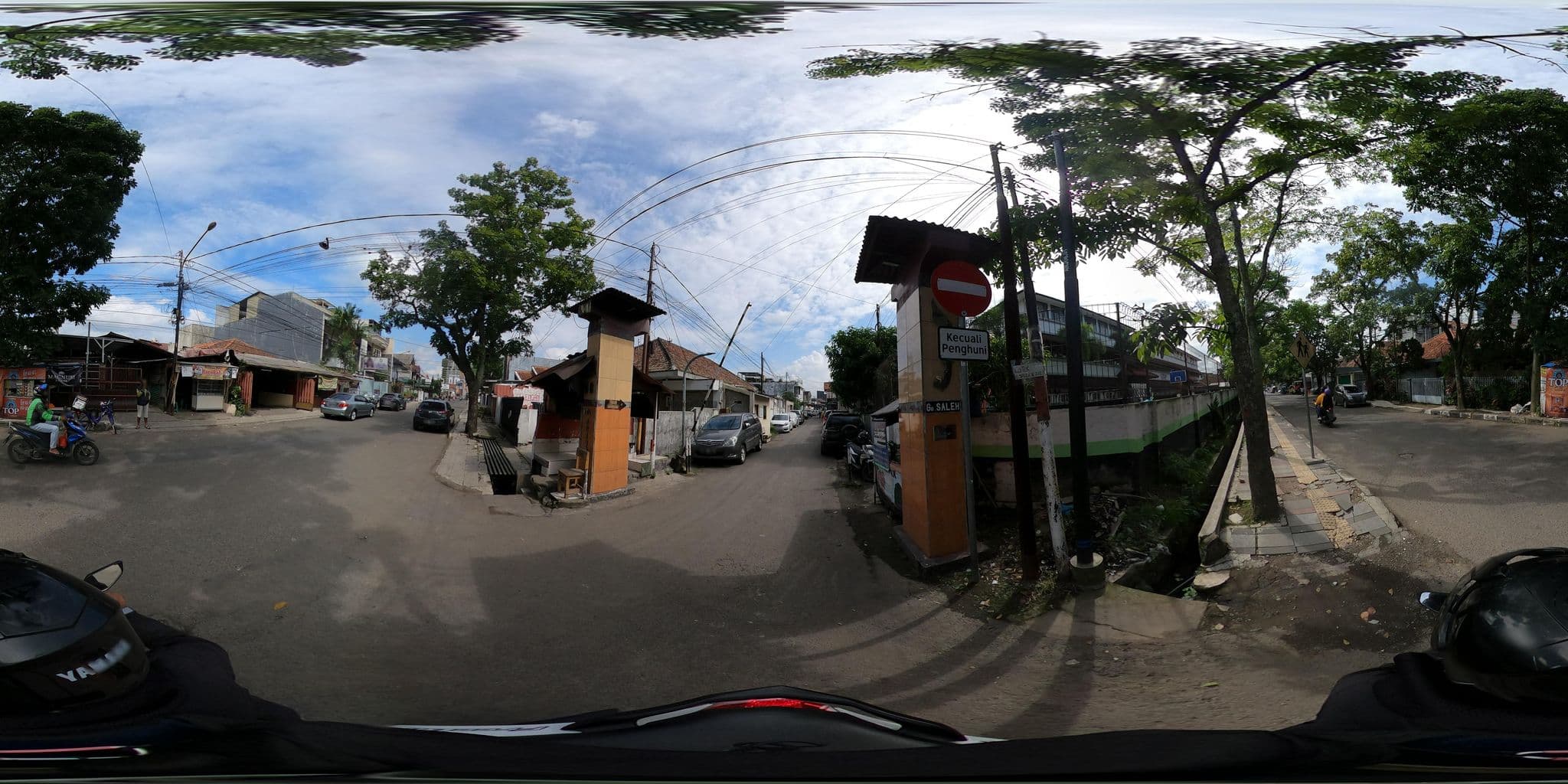 Street view near Hotel Cemerlang, Bandung — © Kaart_Local (CC BY-SA · Mapillary)