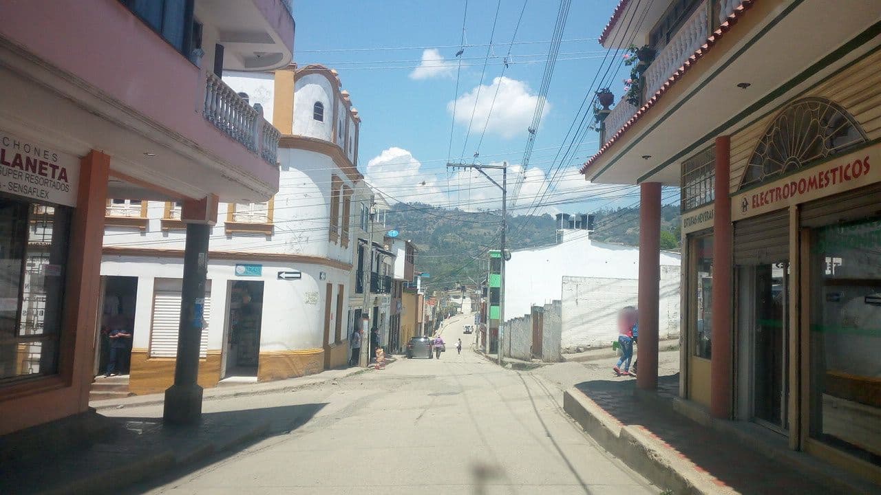 Street view near Gran Hotel Central, Guateque — © dianamabas (CC BY-SA · Mapillary)