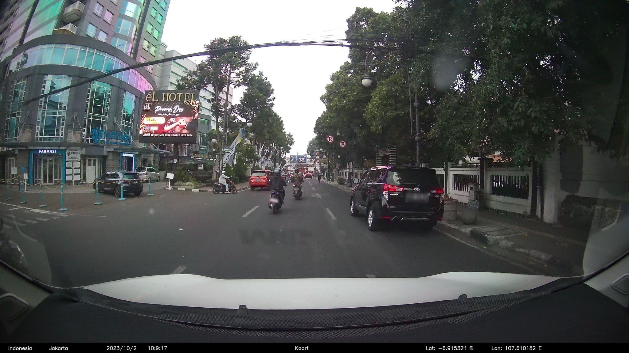 Street view near HRD Office - Grand Royal Panghegar, Bandung — © kaart5 (CC BY-SA · Mapillary)