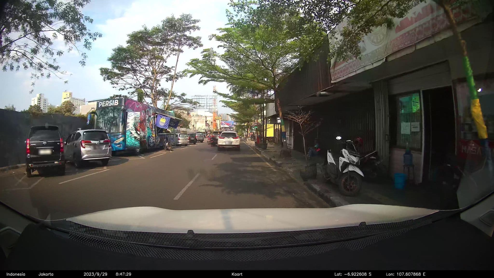 Street view near hotel mawar jl. pangarang no. 14 bandung, Bandung — © kaart_2 (CC BY-SA · Mapillary)