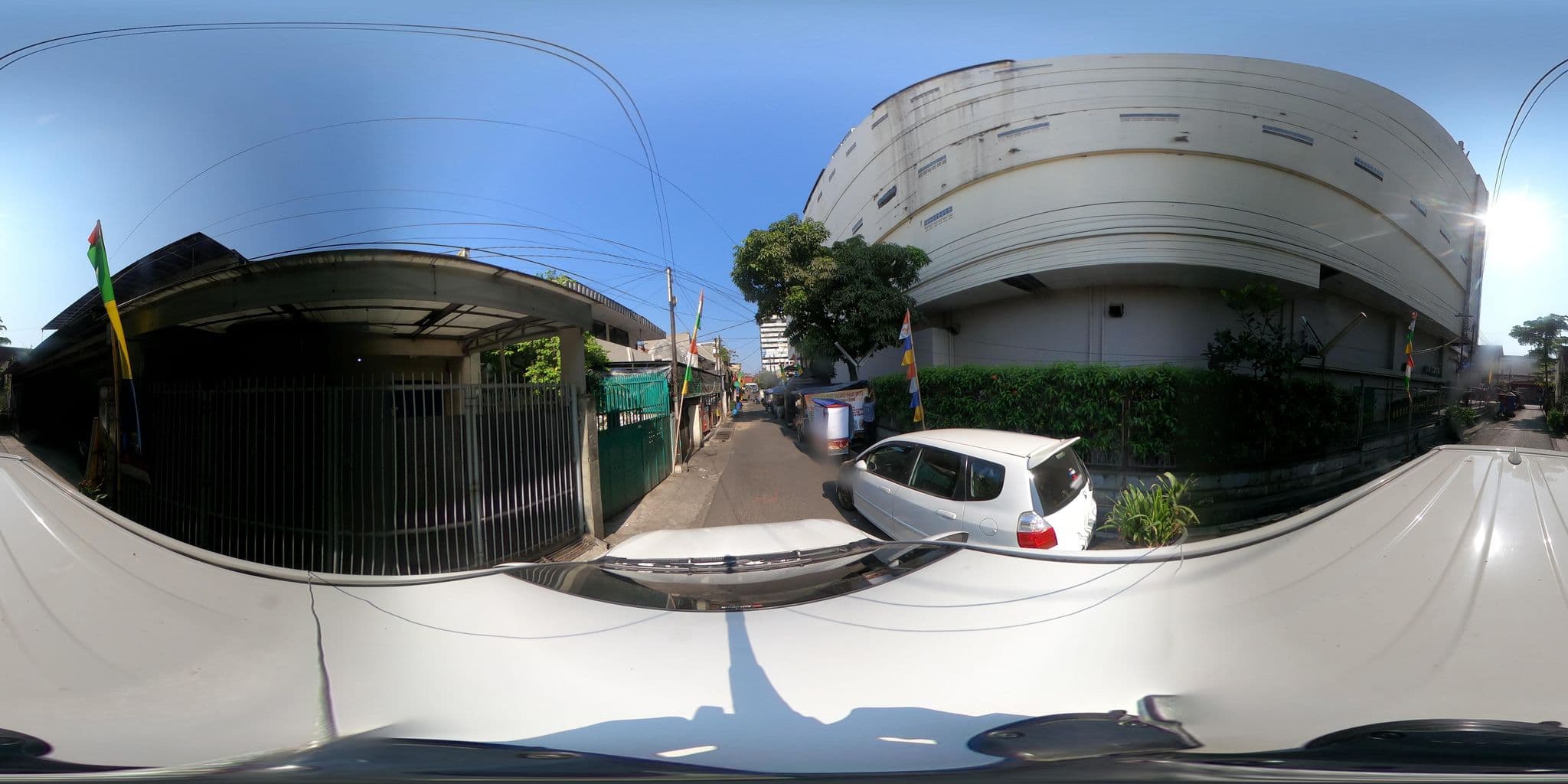 Street view near Hotel Dewi Sartika, Bandung — © kaart_2 (CC BY-SA · Mapillary)