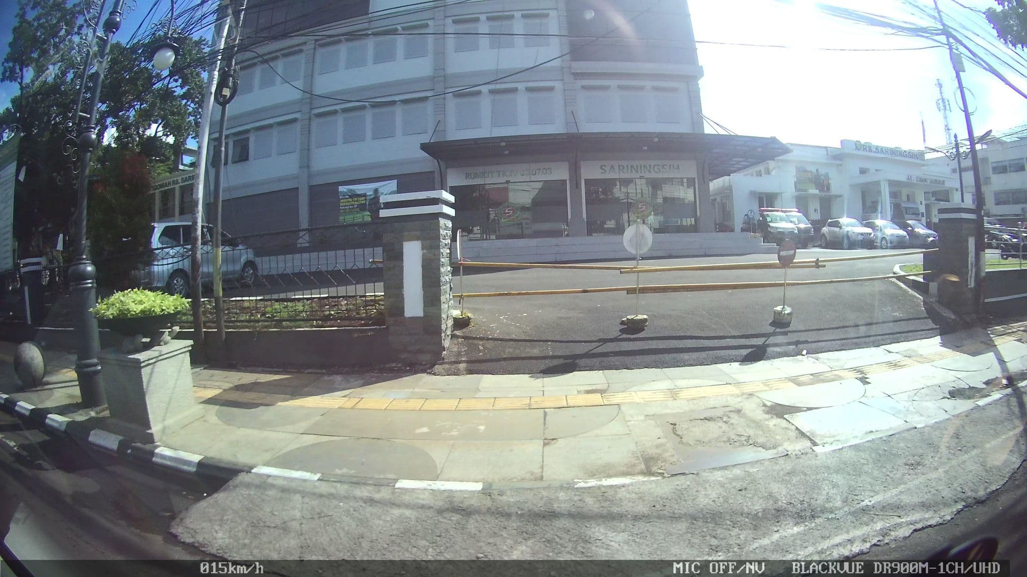 Street view near Lounge Hyatt, Bandung — © kaart_2 (CC BY-SA · Mapillary)