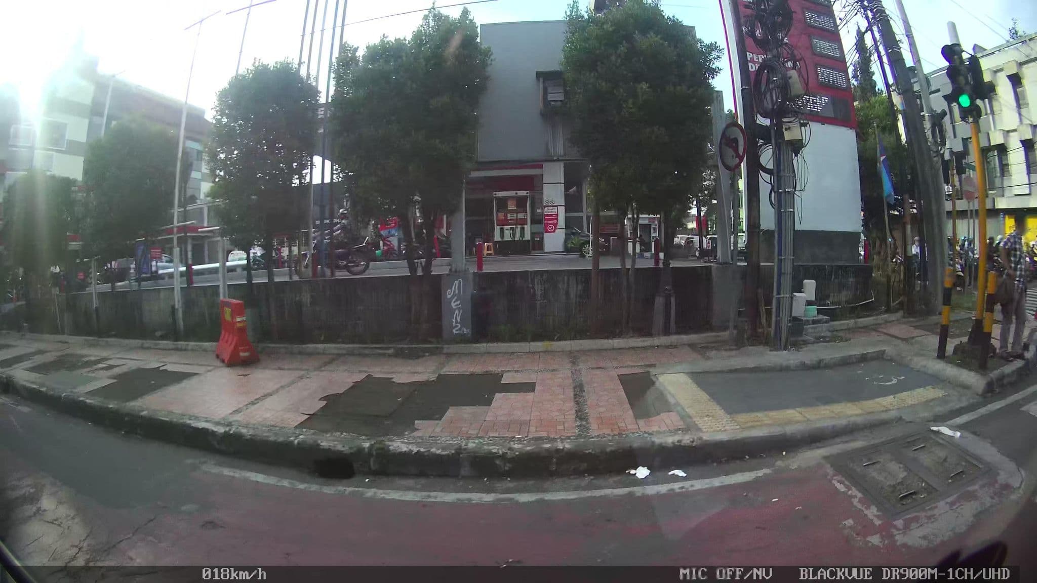 Street view near Auditorium Hotel Panghegar, Bandung — © kaart_2 (CC BY-SA · Mapillary)