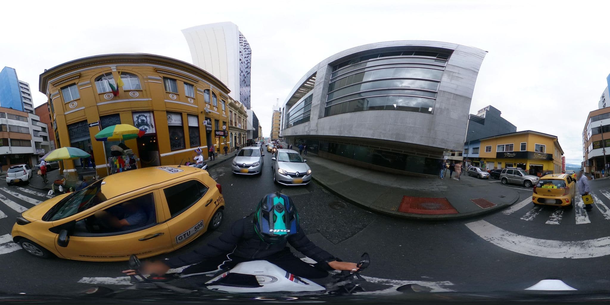 Street view near Hotel Casabella, Manizales — © masora (CC BY-SA · Mapillary)