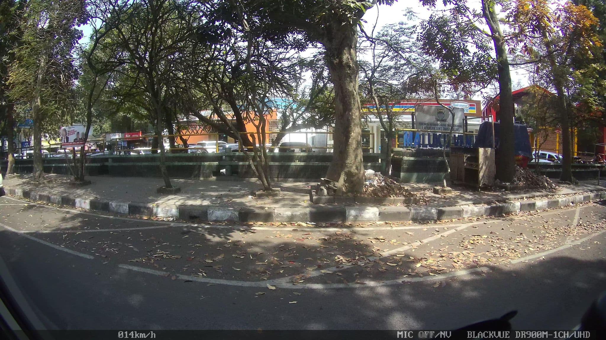 Street view near Ramada Resort, Bandung — © kaart_4 (CC BY-SA · Mapillary)