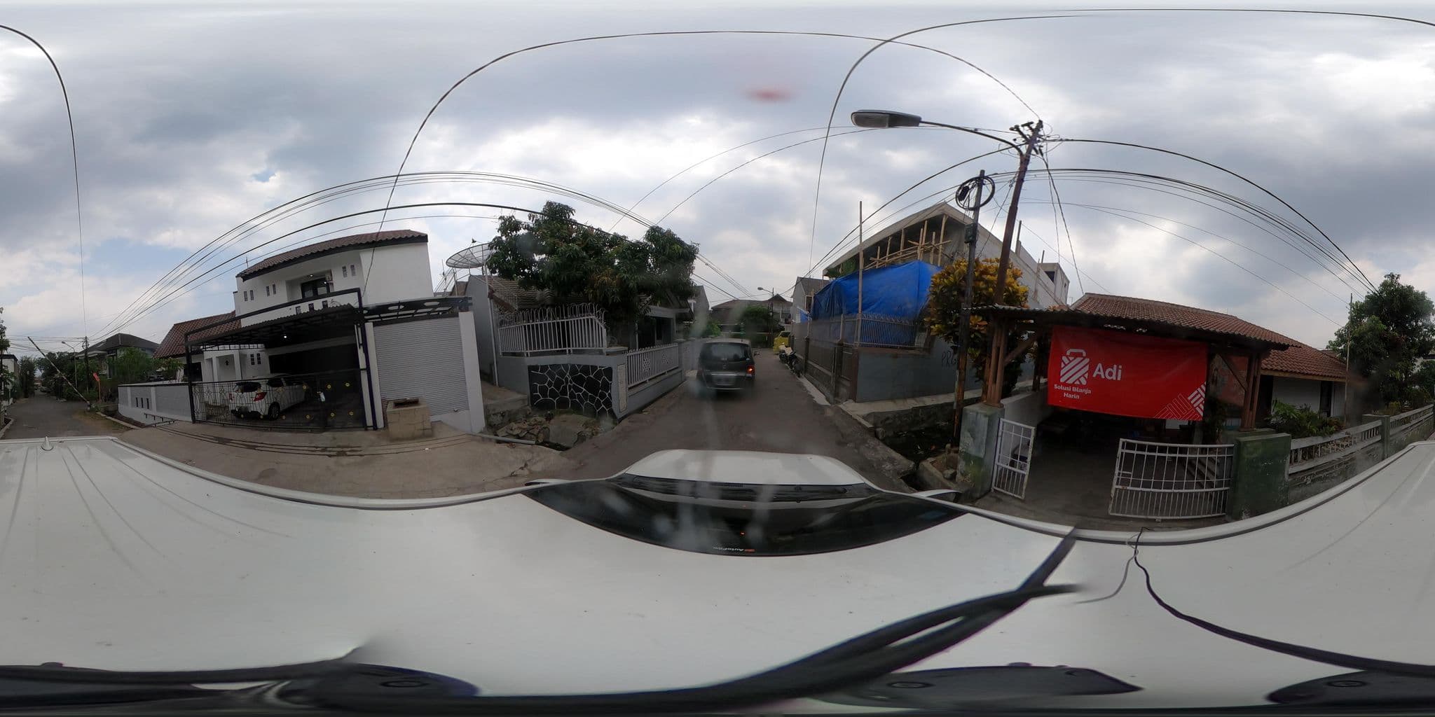 Street view near D'batoe boutique Hotel, Bandung — © kaart5 (CC BY-SA · Mapillary)