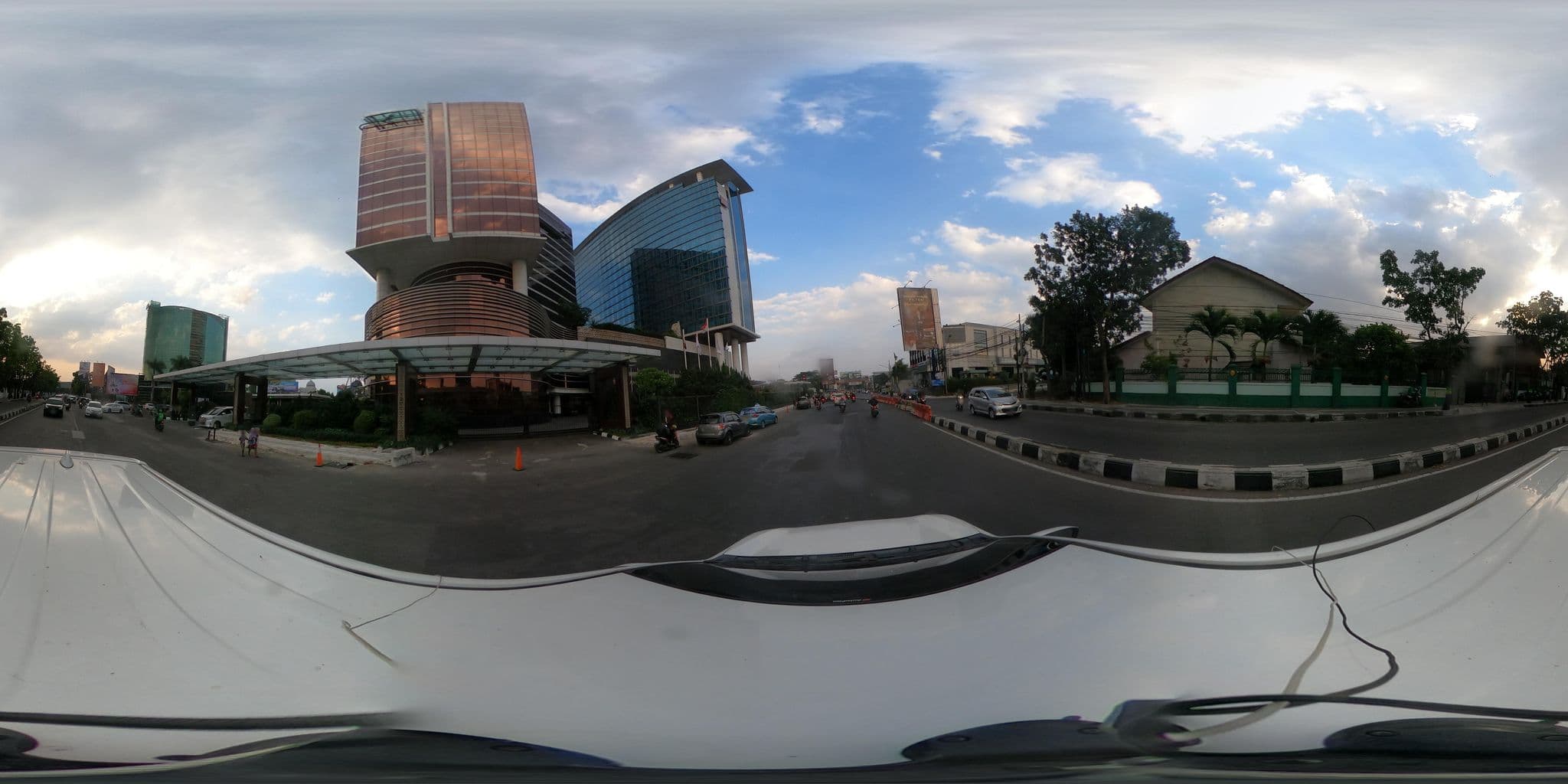 Street view near Room 603 (Trans Luxury Hotel), Bandung — © kaart_2 (CC BY-SA · Mapillary)