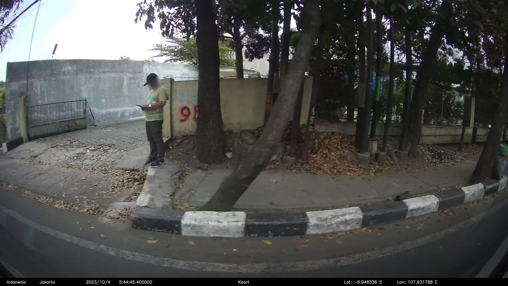 Street view near Wisma Grage, Bandung — © kaart_2 (CC BY-SA · Mapillary)