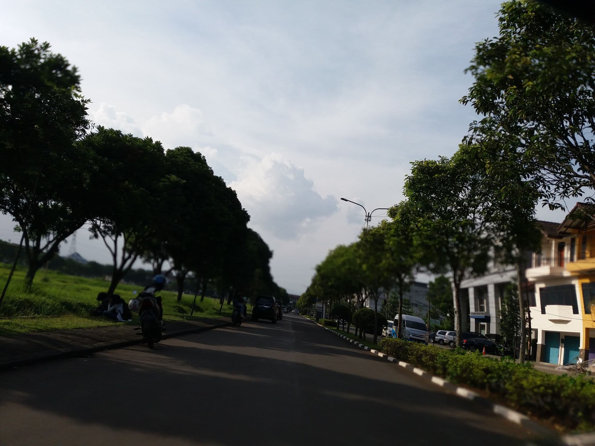 Street view near Hotel bumi asih jaya, Bandung — © fedrian_syah (CC BY-SA · Mapillary)